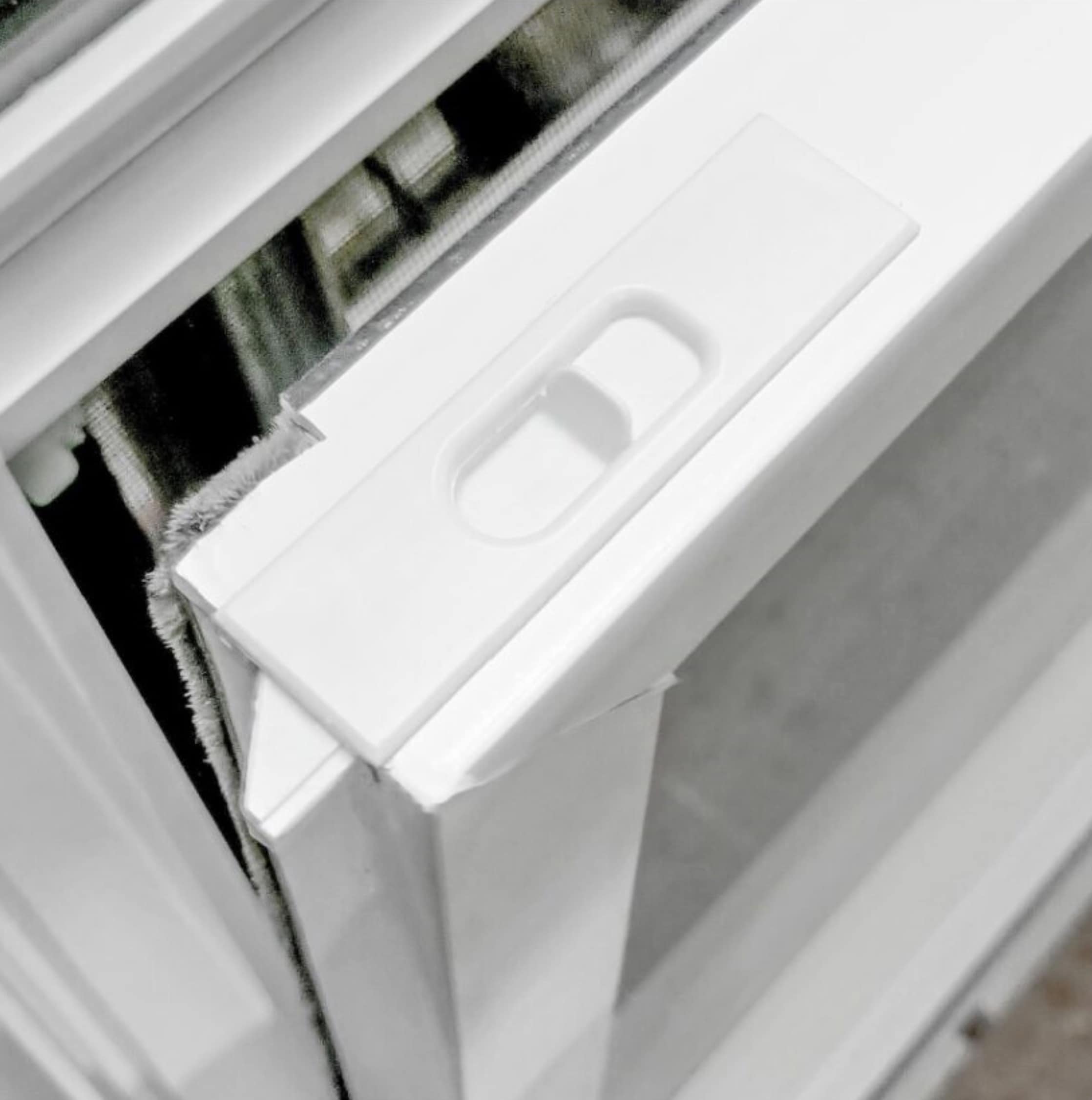 RELIABILT 32513672RBSHBLKG Single-Hung-Windows - View #8