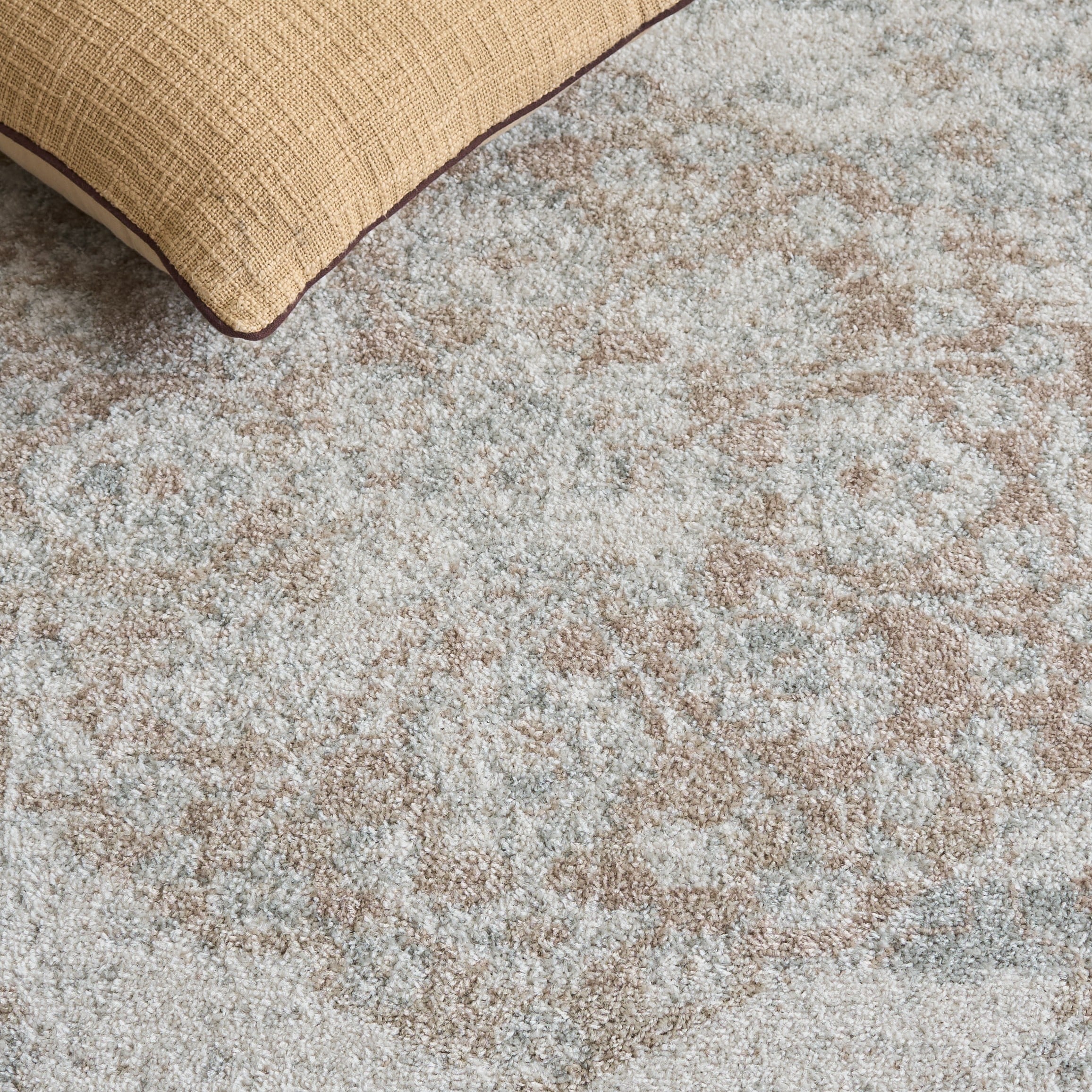 Safavieh MAD836F-4 rugs - View #4