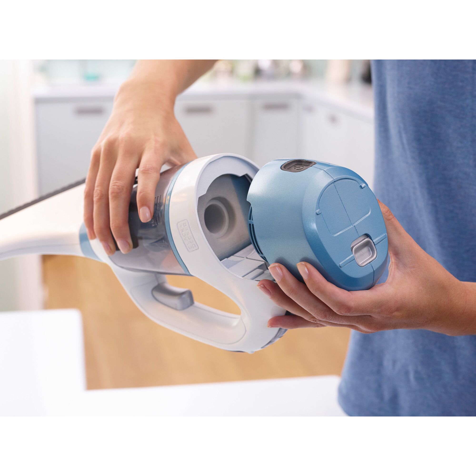 BLACK+DECKER cordless Compact Lithium Handheld Vacuum -Gray