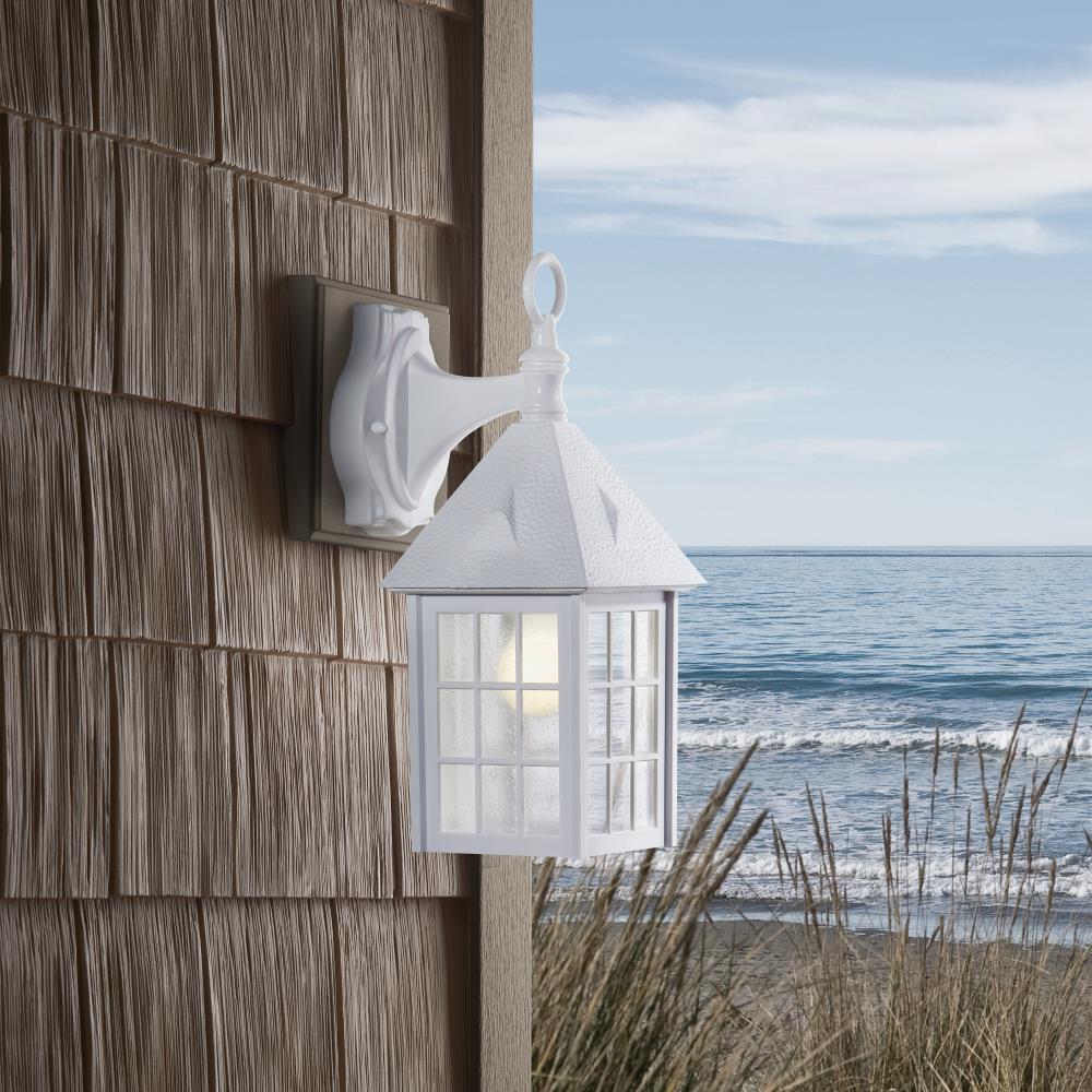 Portfolio P1015W Outdoor-Wall-Lighting - View #2