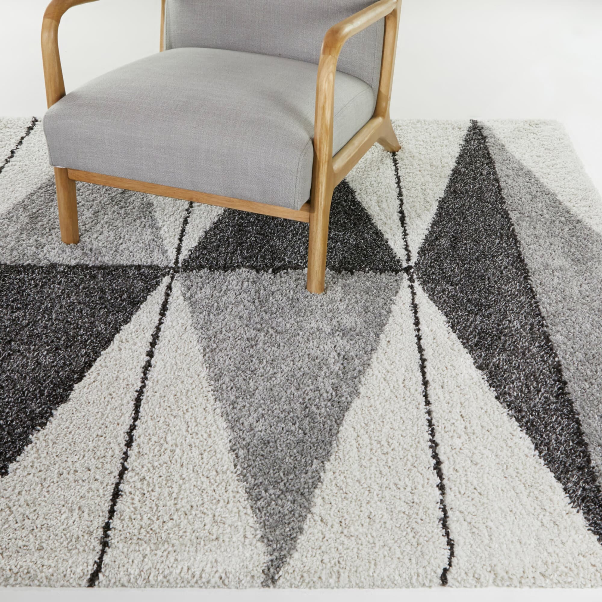 Balta 3106488 Levine 5 x 7 (ft) Loomed Polypropylene Grey Rectangular Indoor Geometric Bohemian/Eclectic Area rug