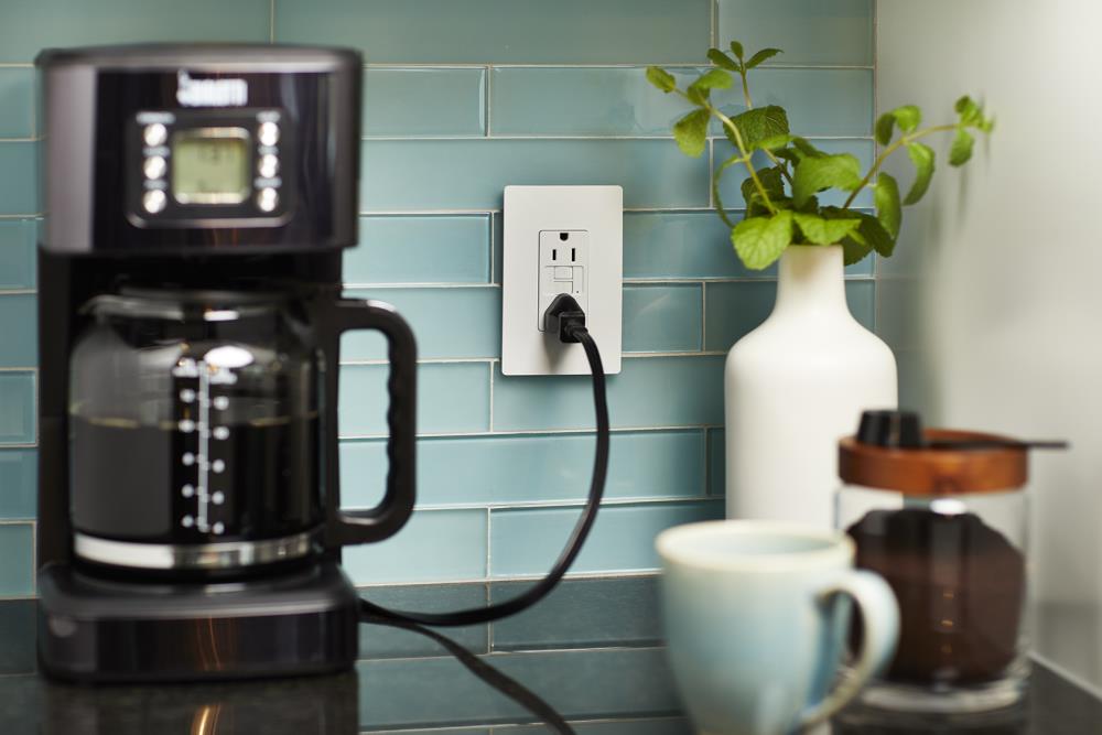 Pass & Seymour/Legrand 1597TRW receptacles - View #7