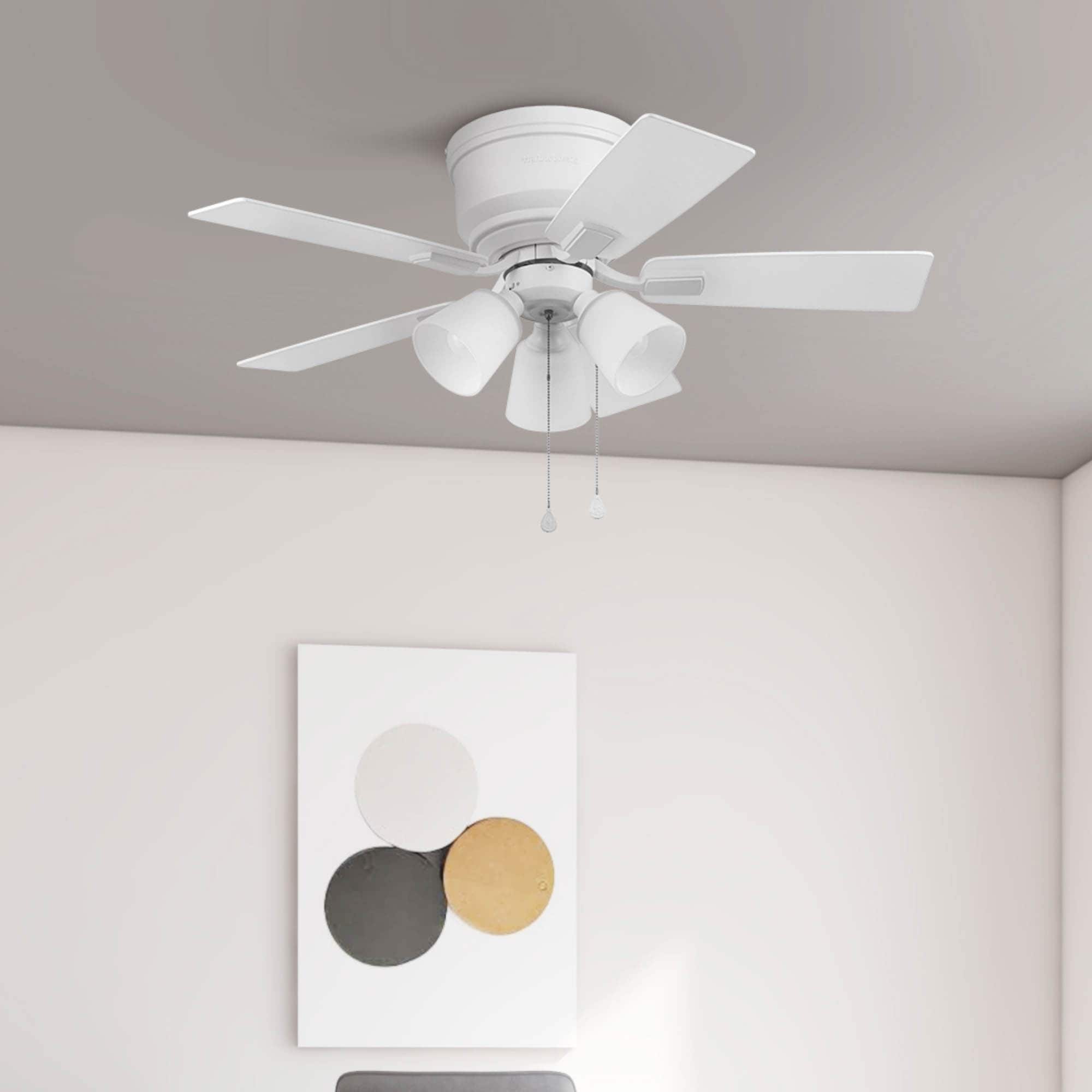 Harbor Breeze 43383 Coachman 42-in Flush Mount White with White/Natural Blades Ceiling Fan With Light ( 5 -Blade )