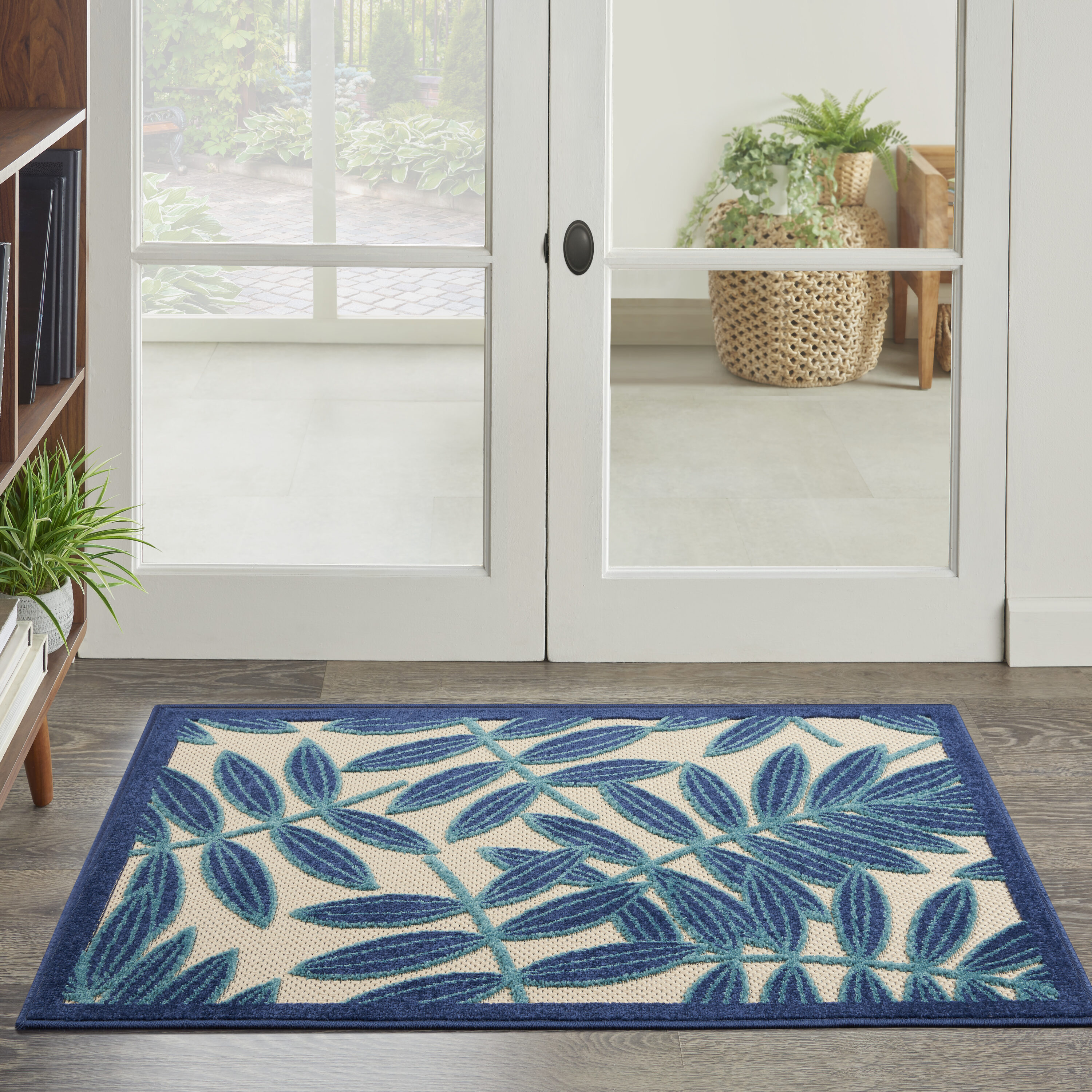 Nourison 99446816788 Aloha 3 x 4 (ft) Loomed Polypropylene Navy Rectangular Indoor/Outdoor Floral/Botanical Tropical Area rug