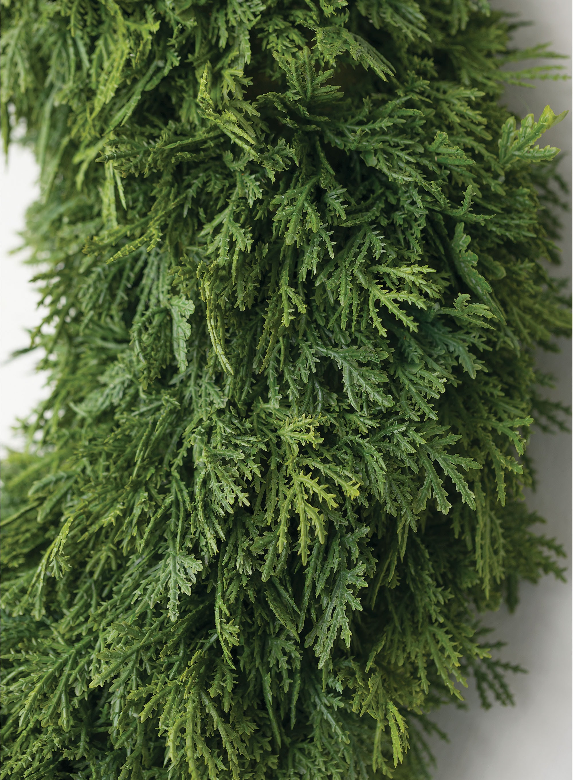 Sullivans WR846 Artificial-Christmas-Wreaths - View #2