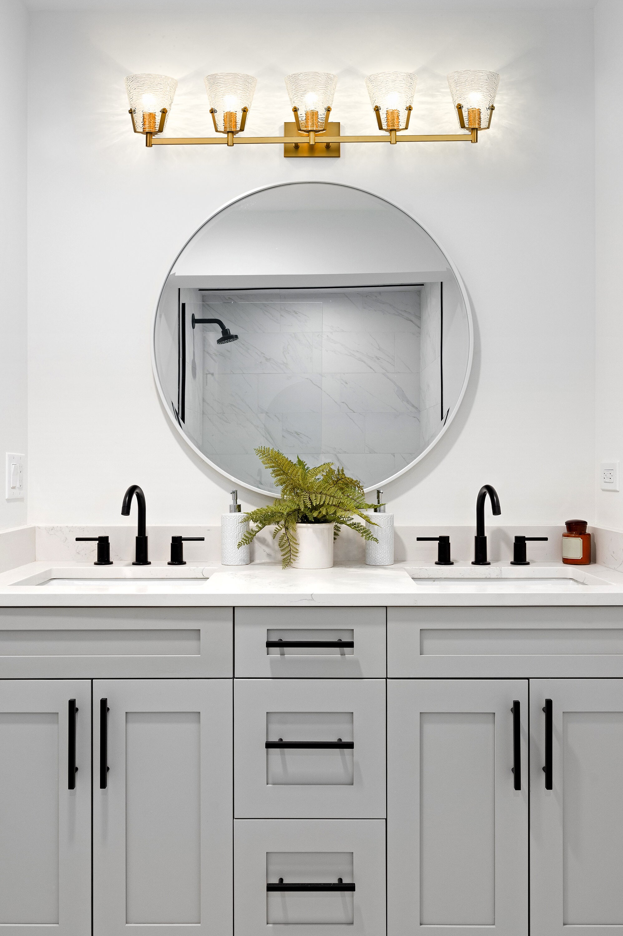 Analia Modern Gold 5-Light Vanity with Clear Ribbed Glass Shades