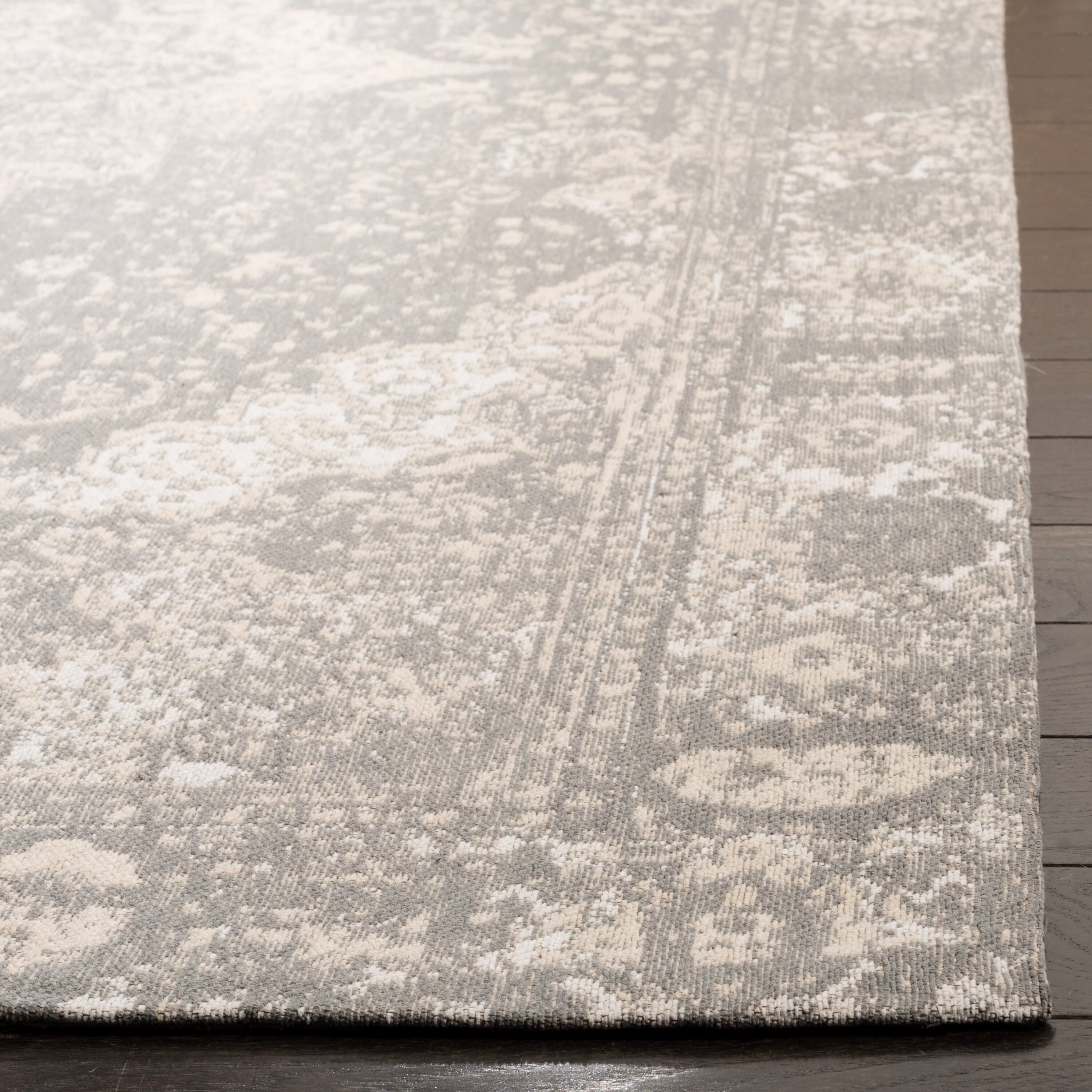 Safavieh CLV110G-5 rugs - View #3