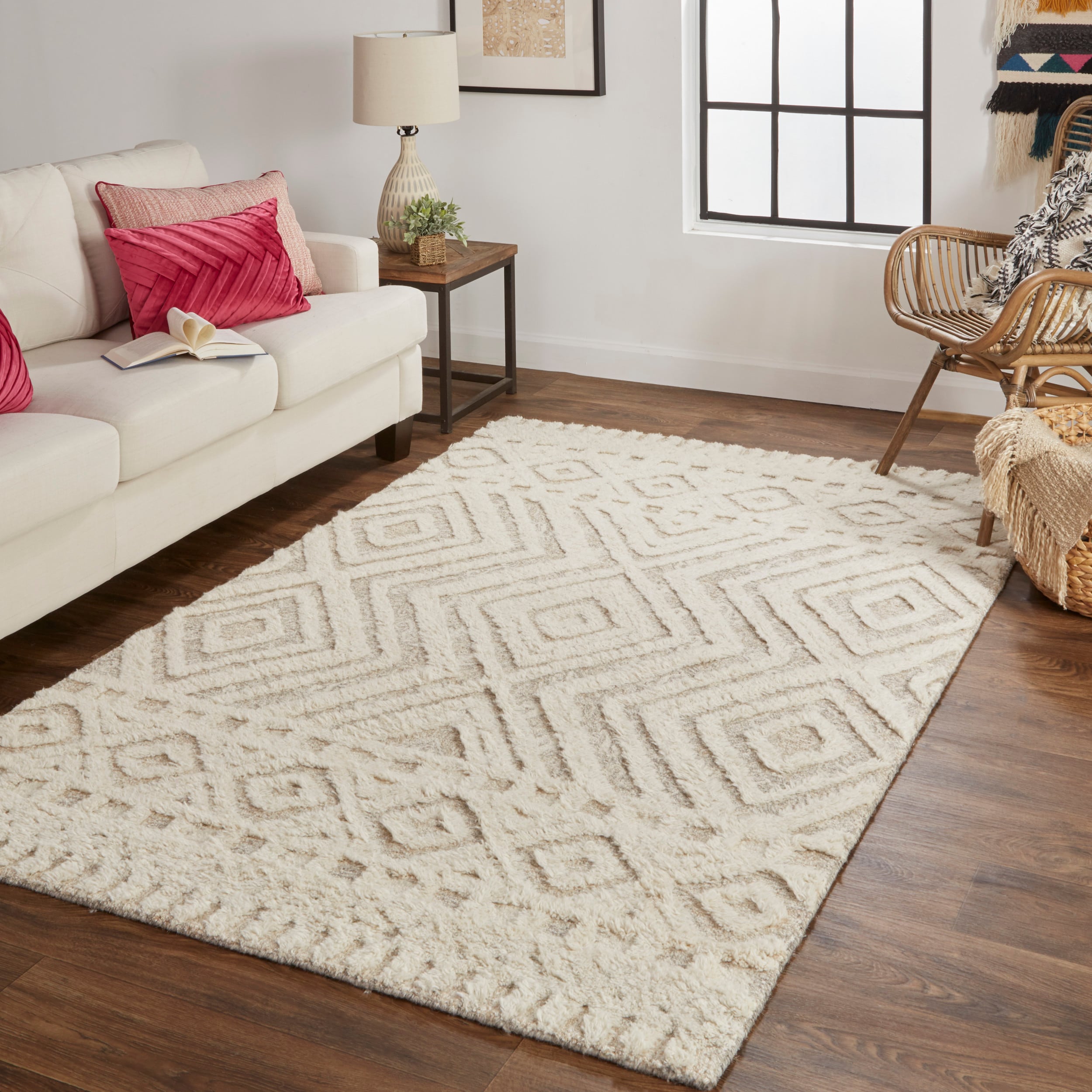 Handmade Geometric Blue Wool 27" Tufted Easy-Care Rug