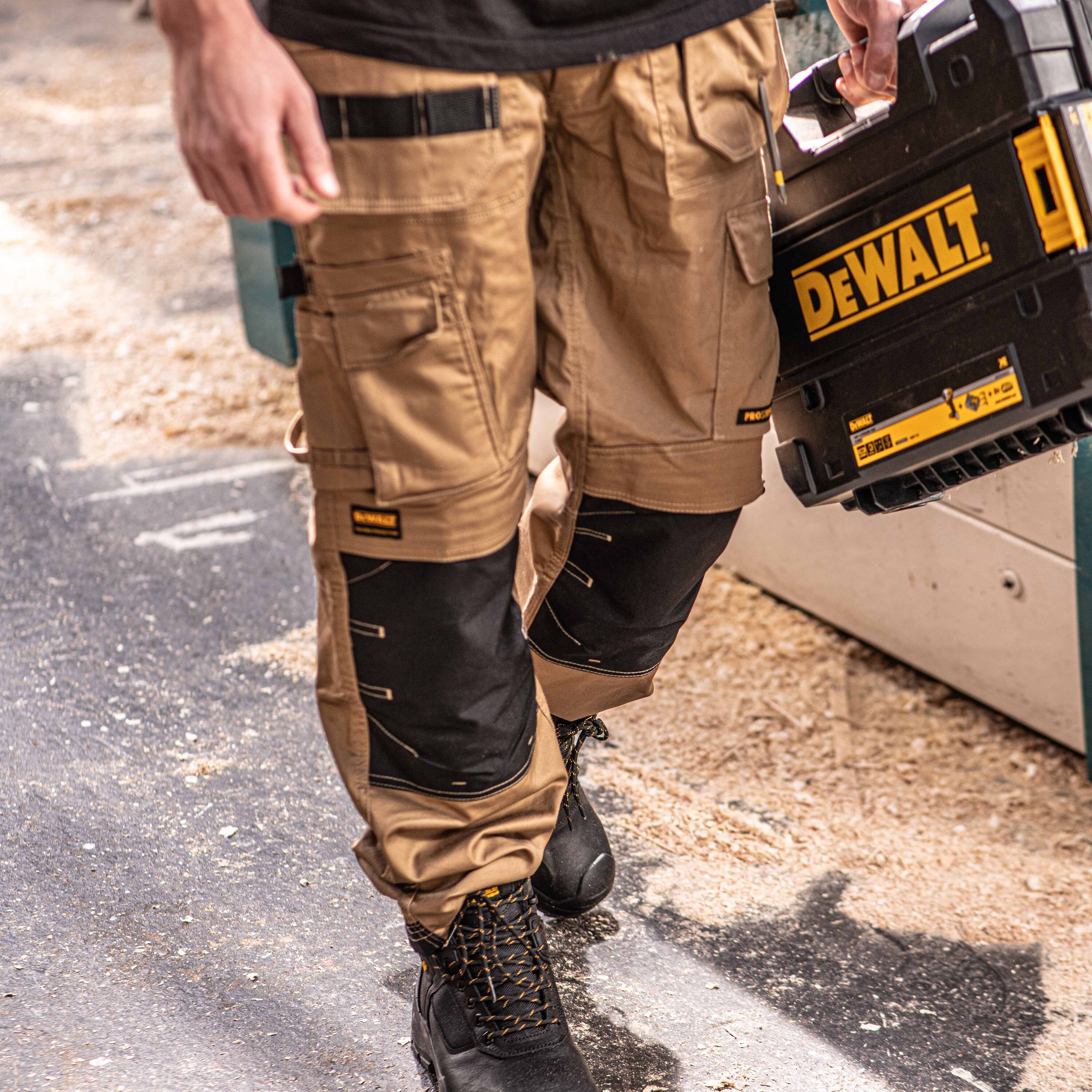 DEWALT DXWW50023-TAN-42/33 pants - View #4
