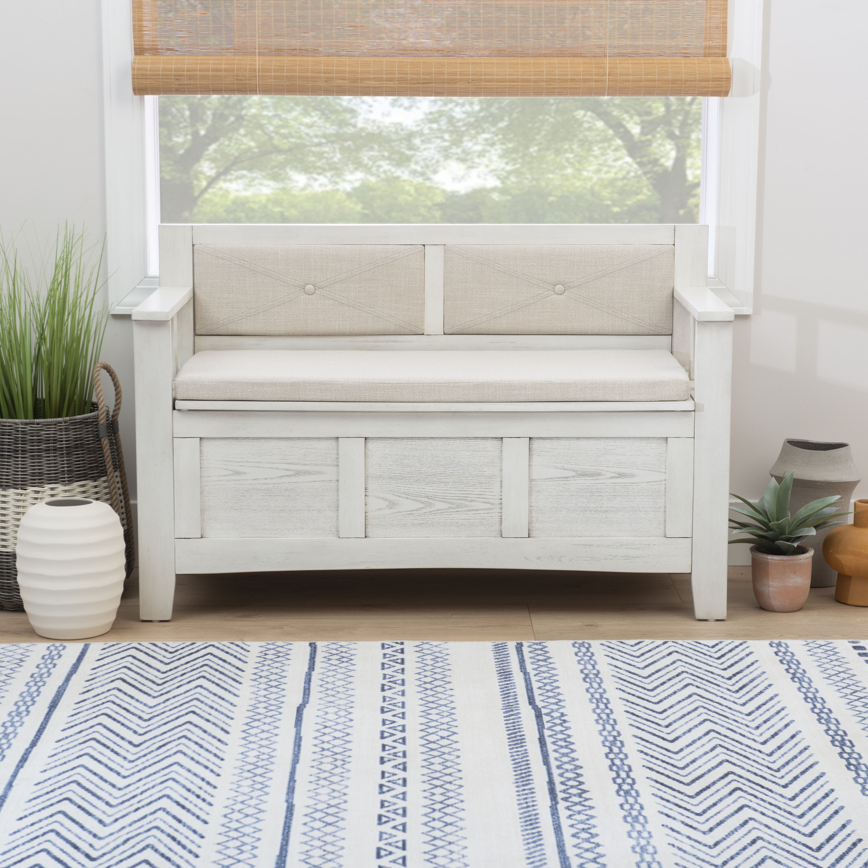 Linon LOWES2149 Modern White Storage Bench with Storage 44.5-in x 17.62-in x 13.25-in