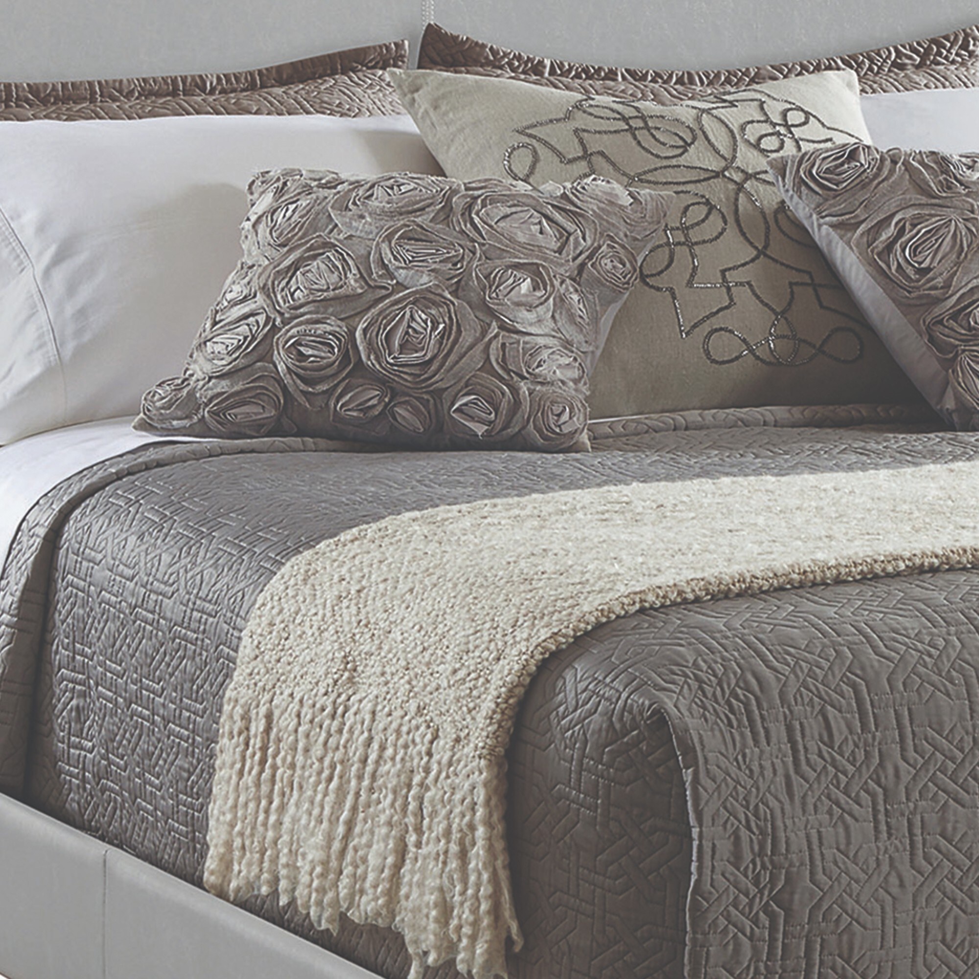Benzara BM182796 beds - View #4