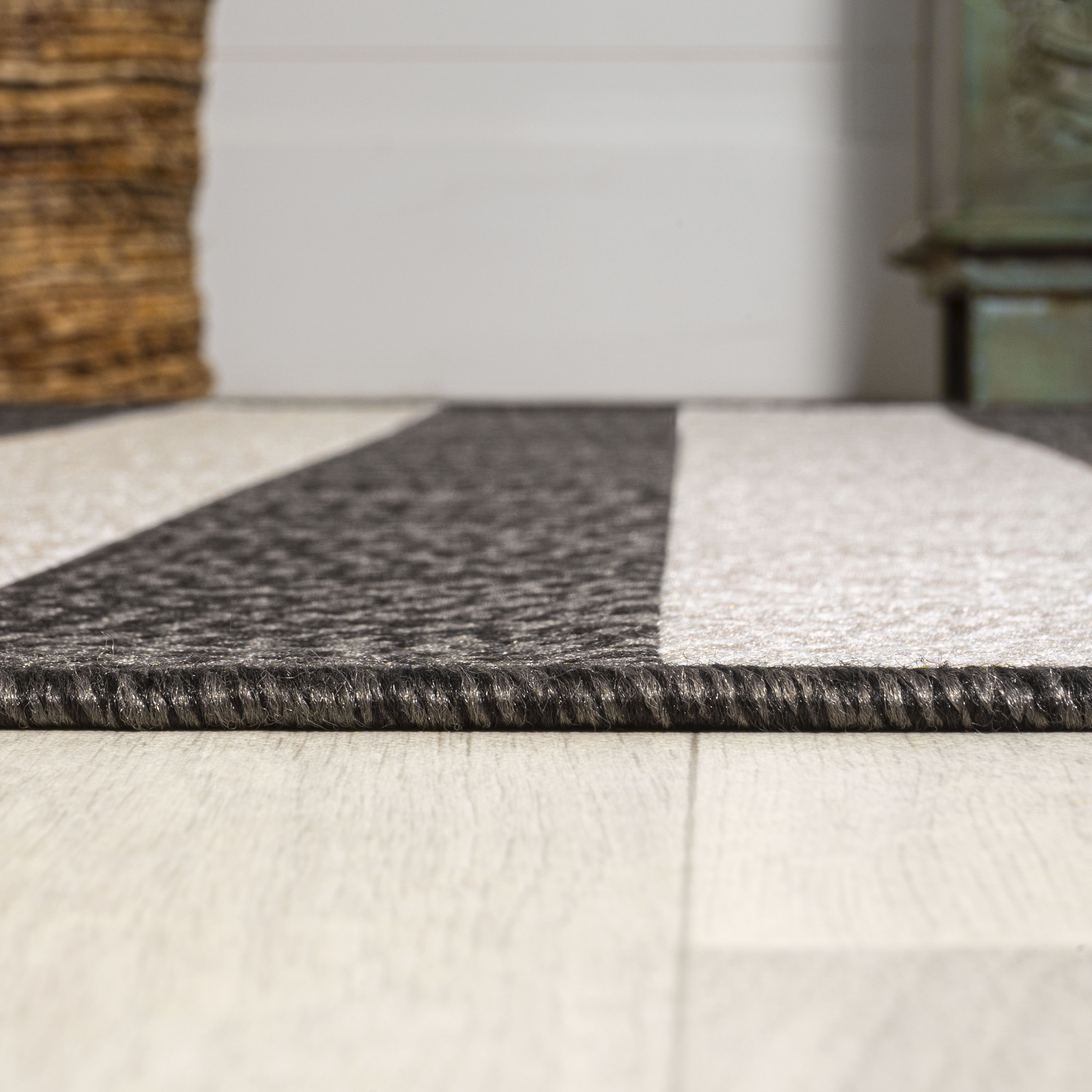 JONATHAN  Y SMB203B-3 rugs - View #6