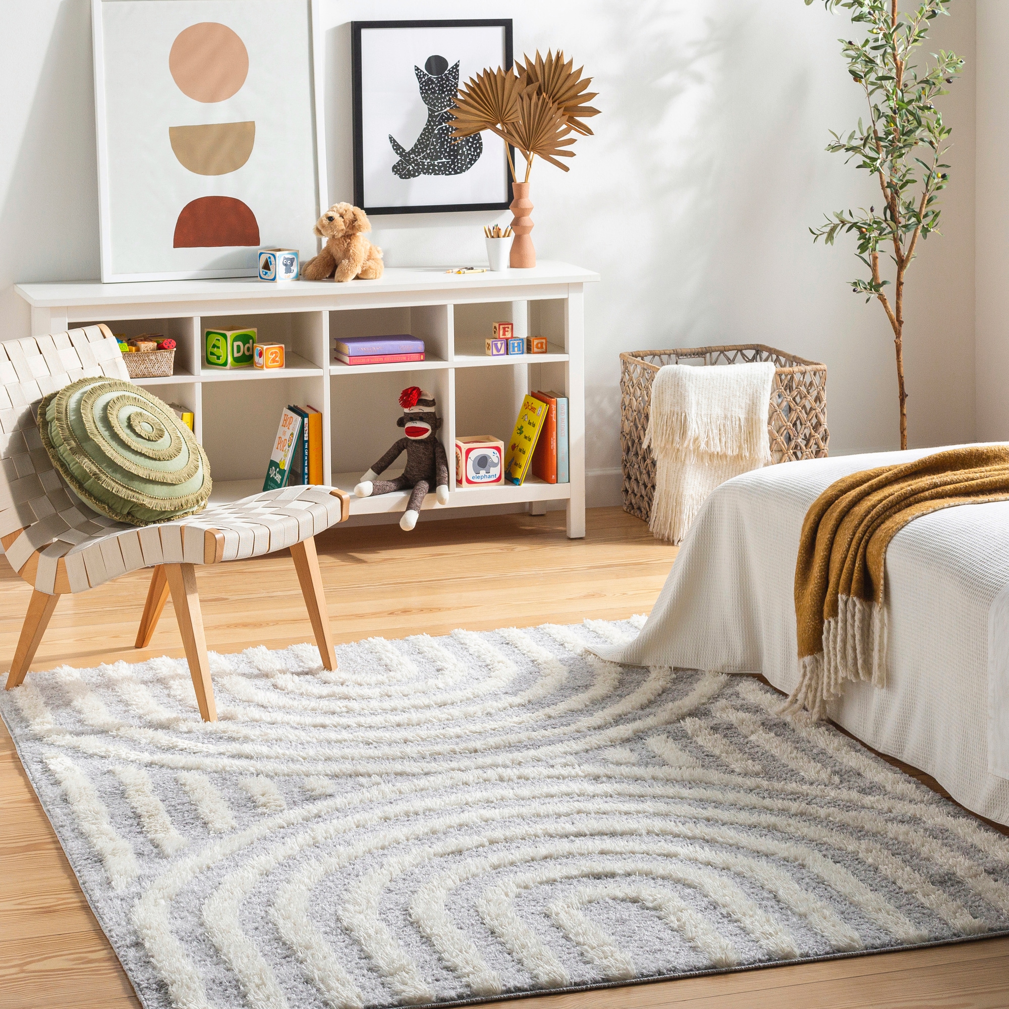 Livabliss RDO2330-679 Rodos 7 x 9 (ft) Polyester Light Gray Rectangular Indoor Geometric Bohemian/Eclectic Area rug