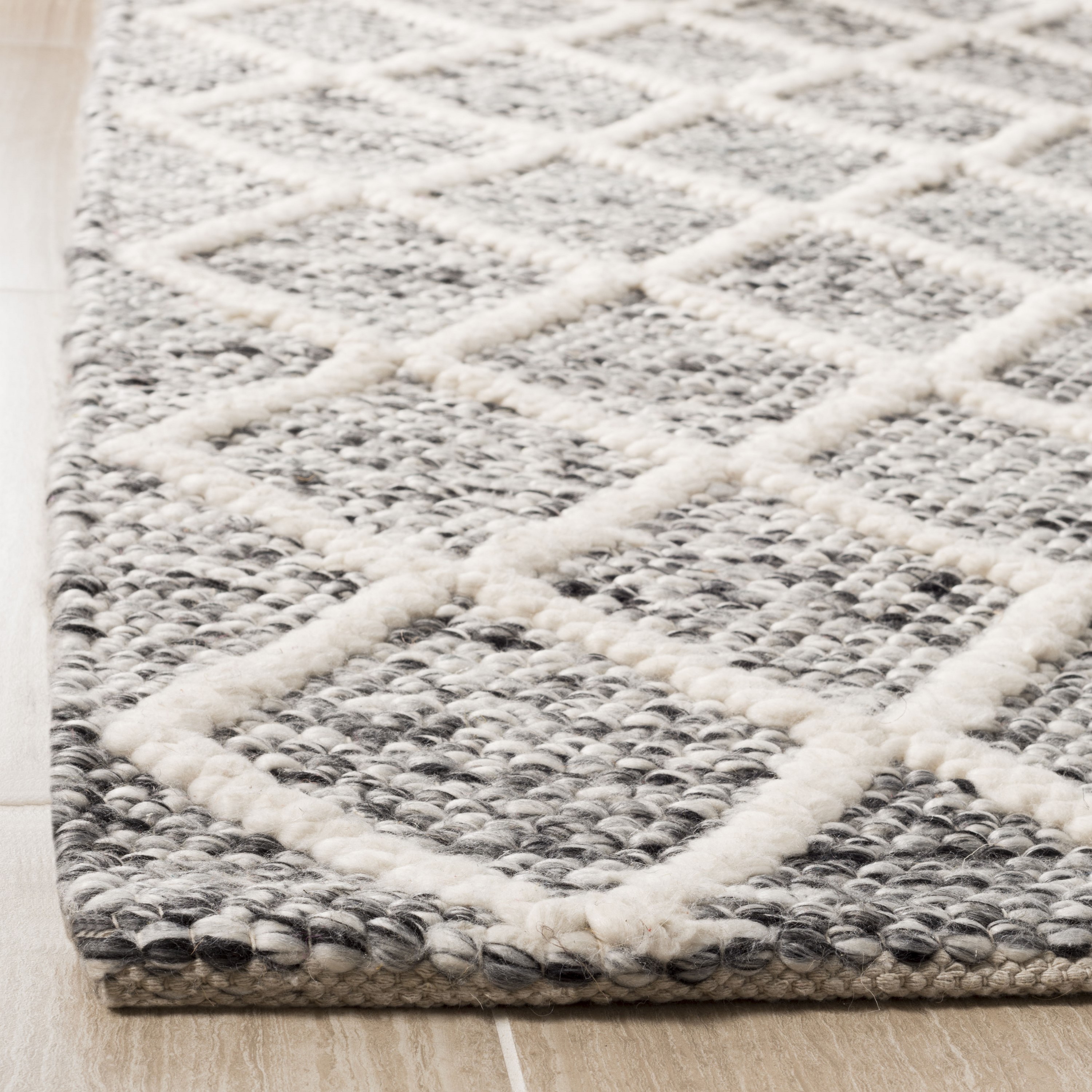 Safavieh NAT711C-8 rugs - View #3