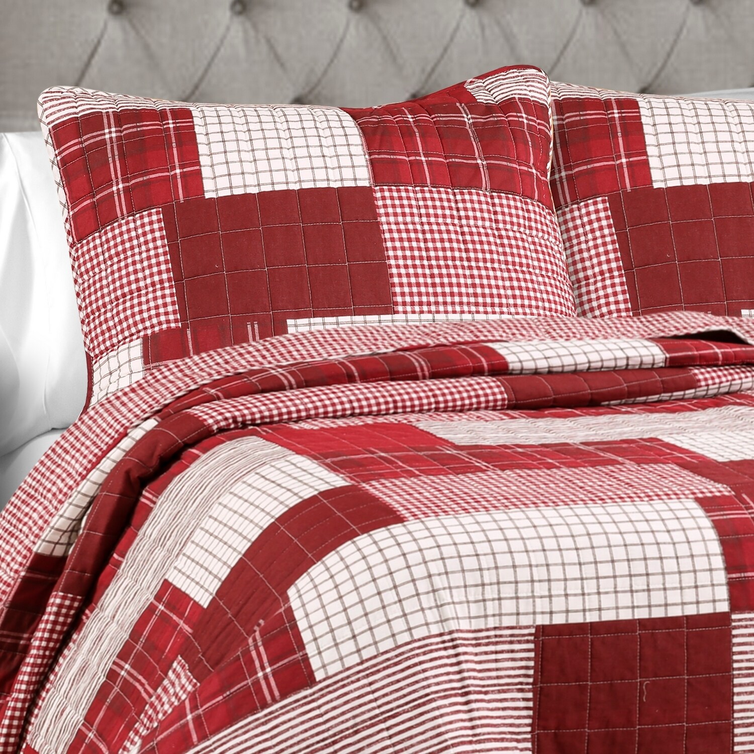 Lush Decor Red Patchwork Reversible King Quilt Cotton with (Fill) in ...