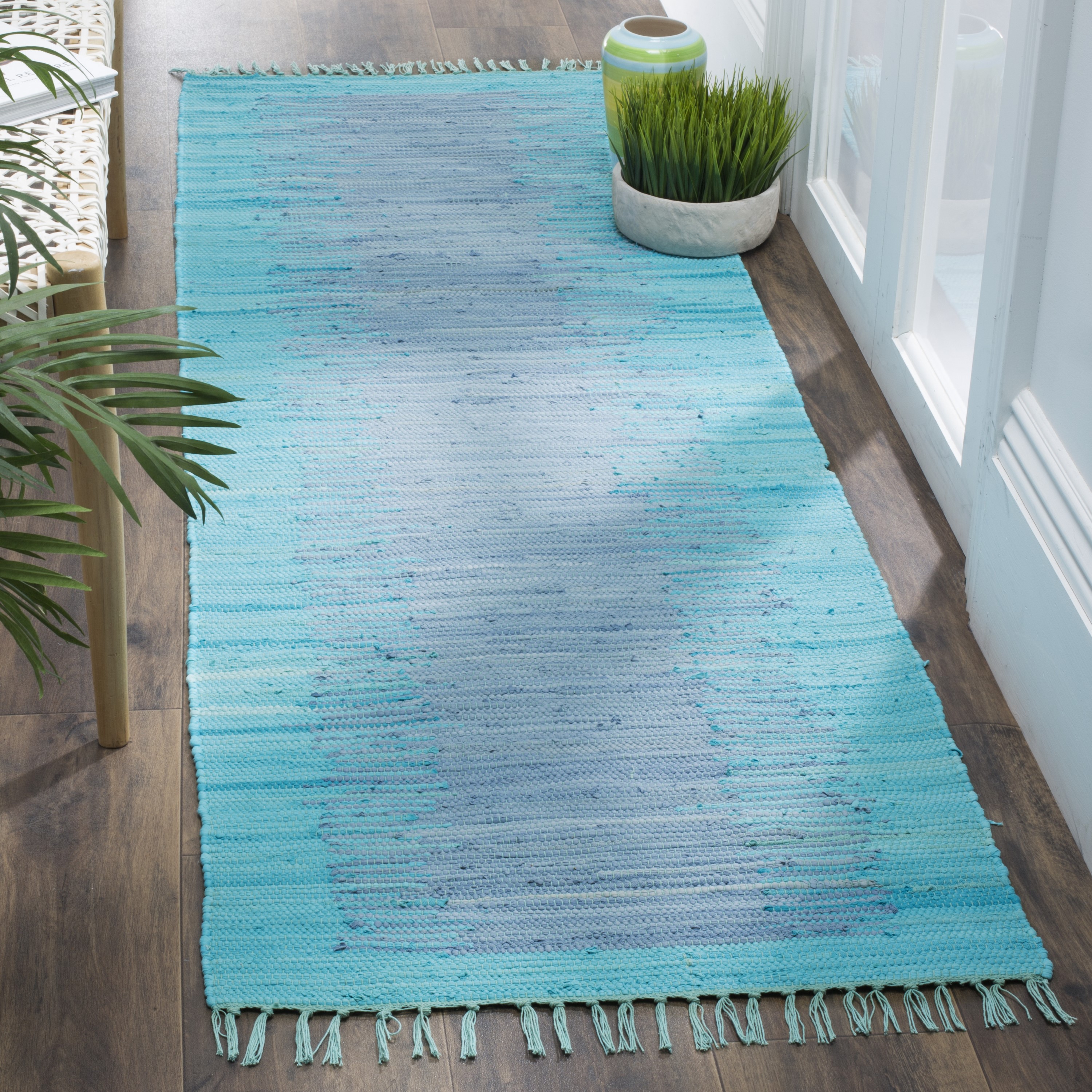 Safavieh MTK718C-27 Montauk Salina 2 x 7 (ft) Cotton Turquoise Rectangular Indoor Abstract Coastal Runner rug