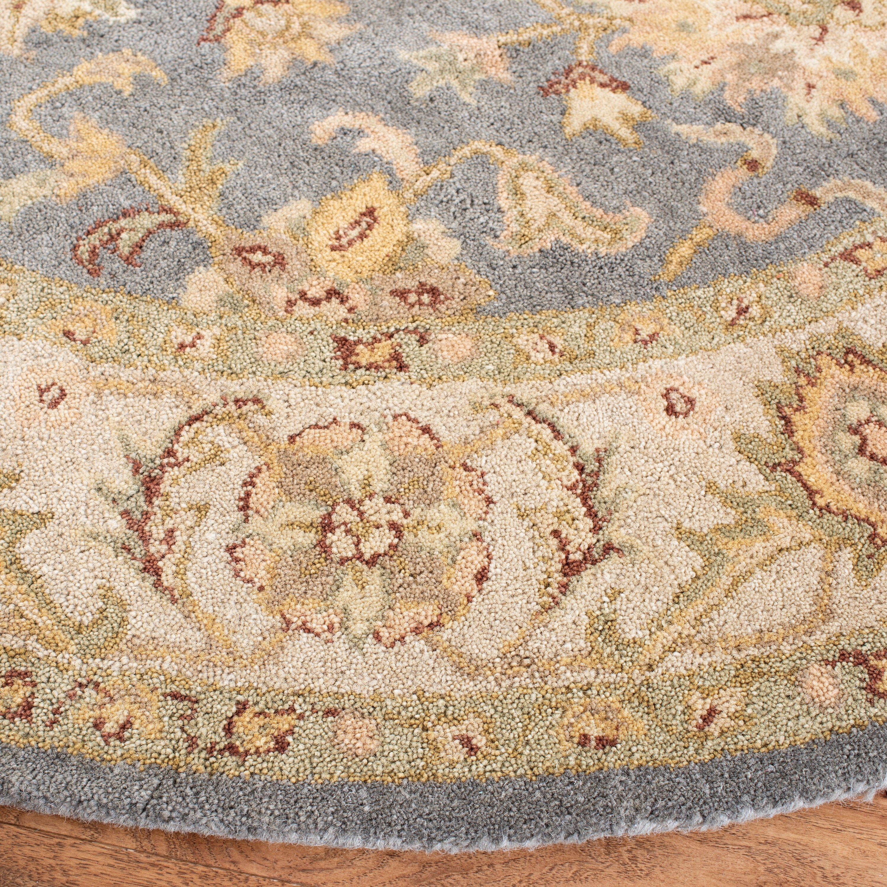 Safavieh AT312A-4R rugs - View #4