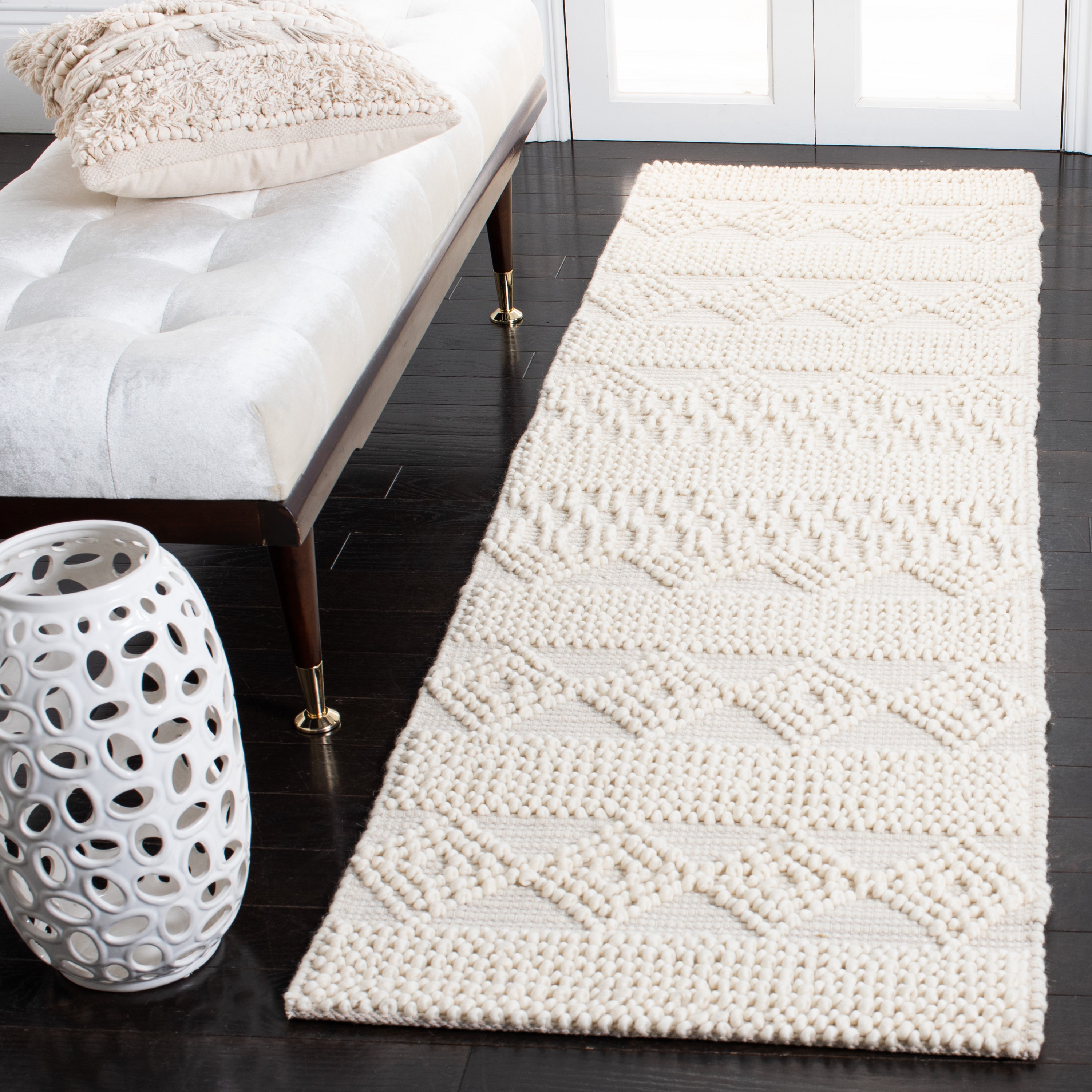 Safavieh NAT102C-26 Natura Kenai 2 x 6 (ft) Wool Ivory Rectangular Indoor Abstract Coastal Runner rug