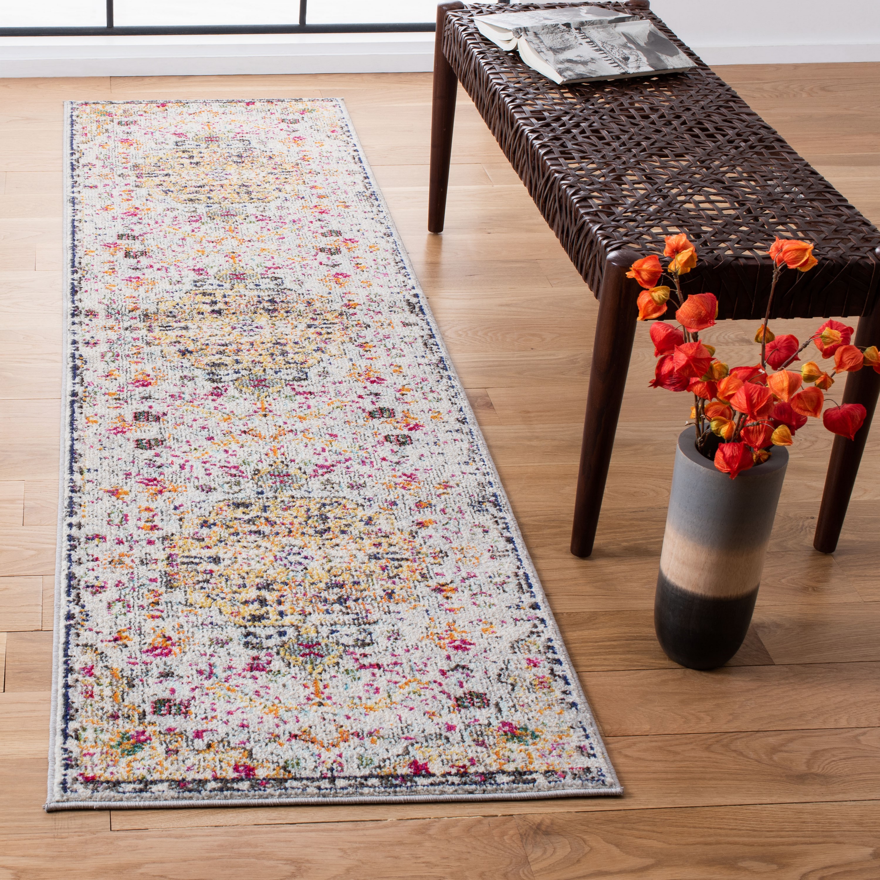 Safavieh MAD447G-214 Madison Sudbury 2 x 14 (ft) Loomed Polypropylene Gray/Gold Rectangular Indoor Distressed/Overdyed Vintage Runner rug