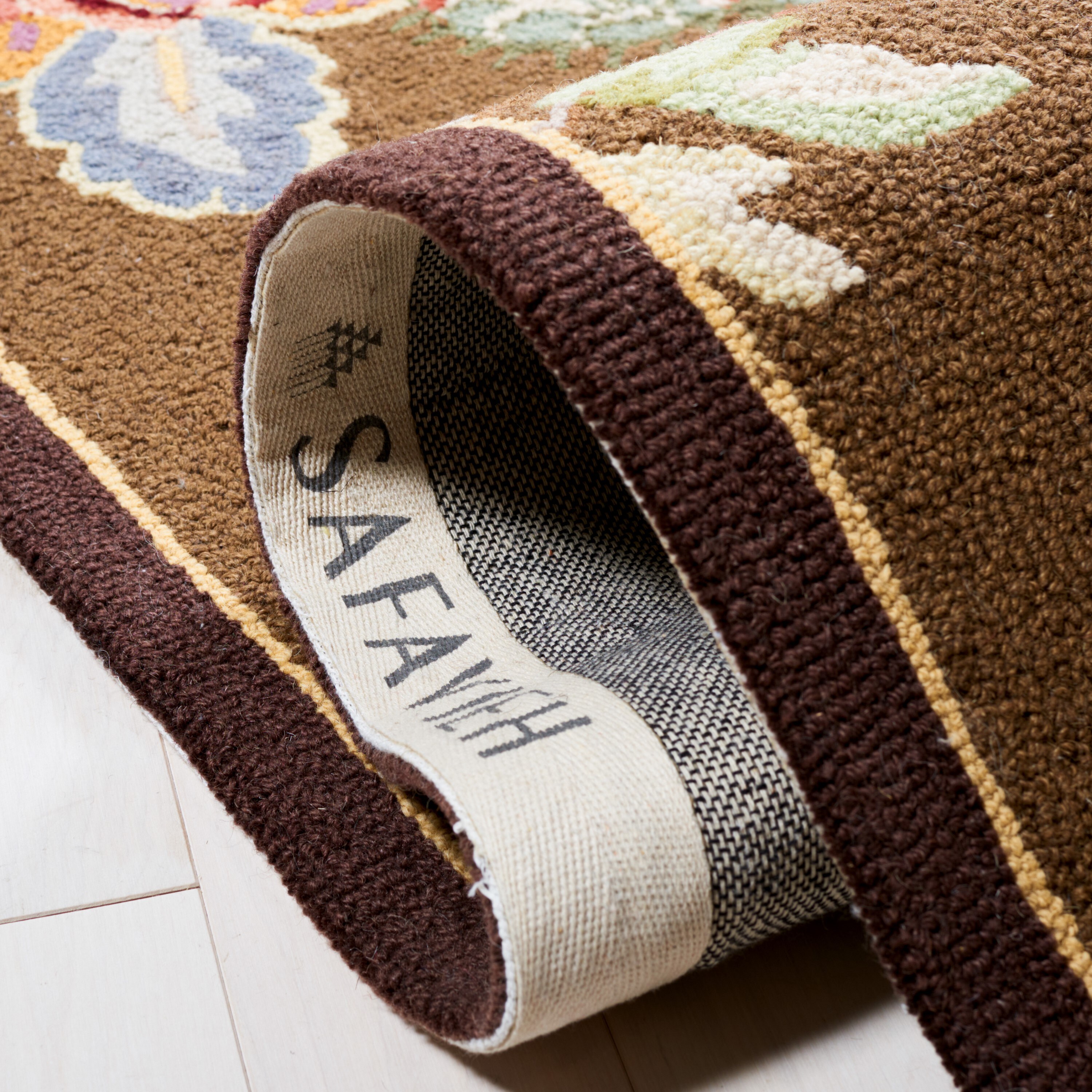 Safavieh HK331B-4 rugs - View #5