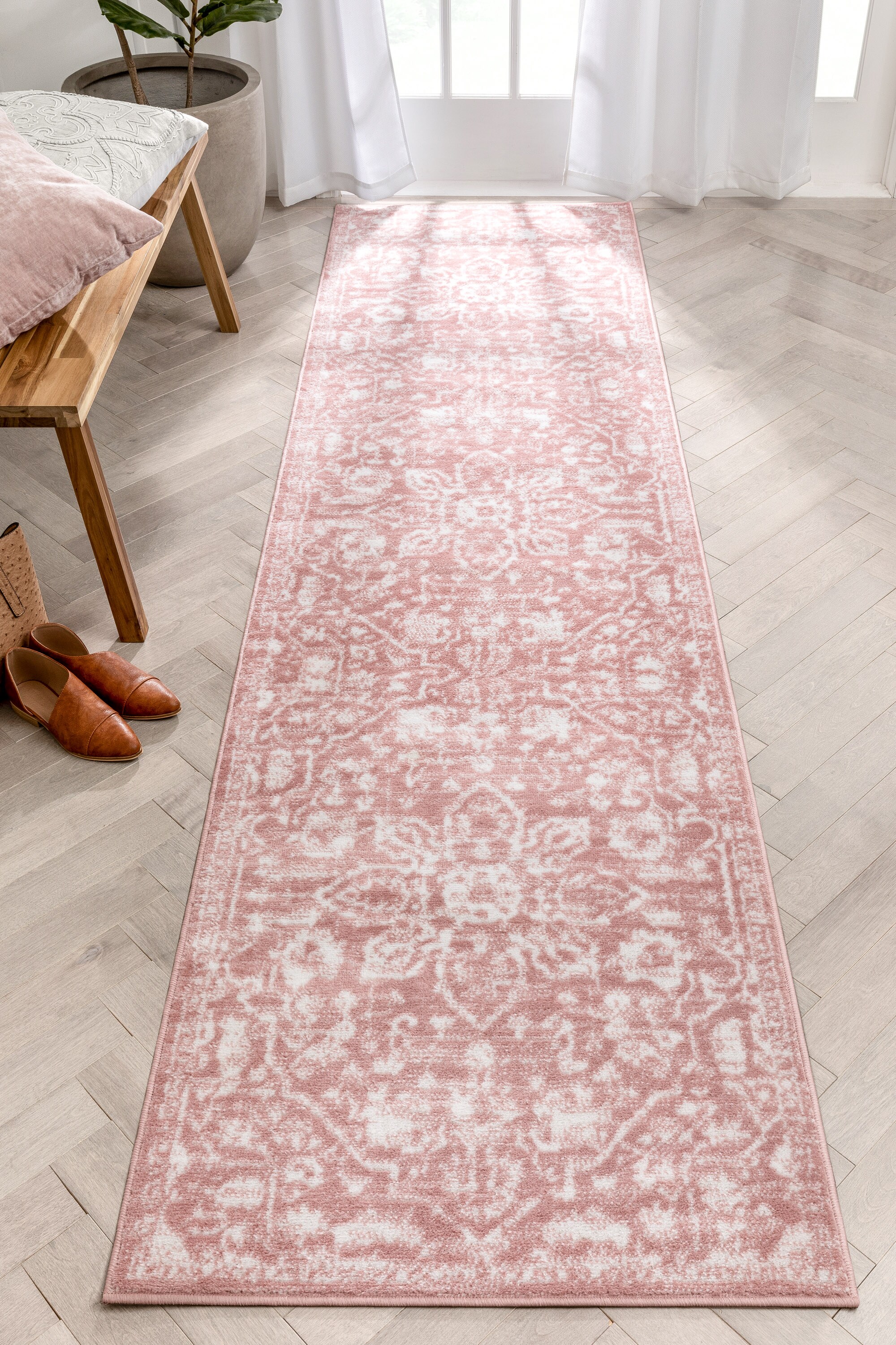 Well Woven DZ-00-2L Dazzle 2 x 9 (ft) Loomed Polypropylene Blush Rectangular Indoor Floral/Botanical Vintage Runner rug