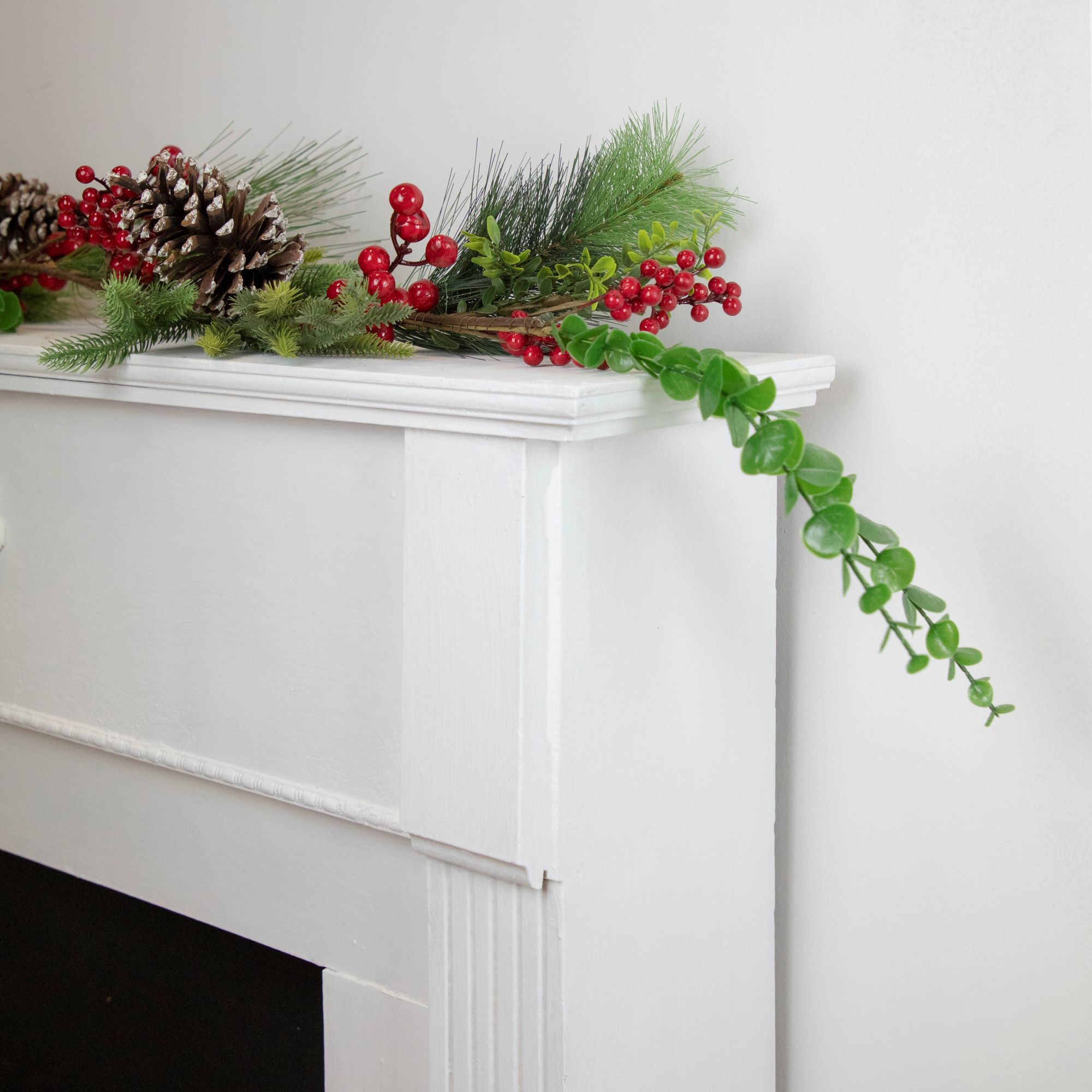 Northlight 34316646 Artificial-Christmas-Garland - View #2