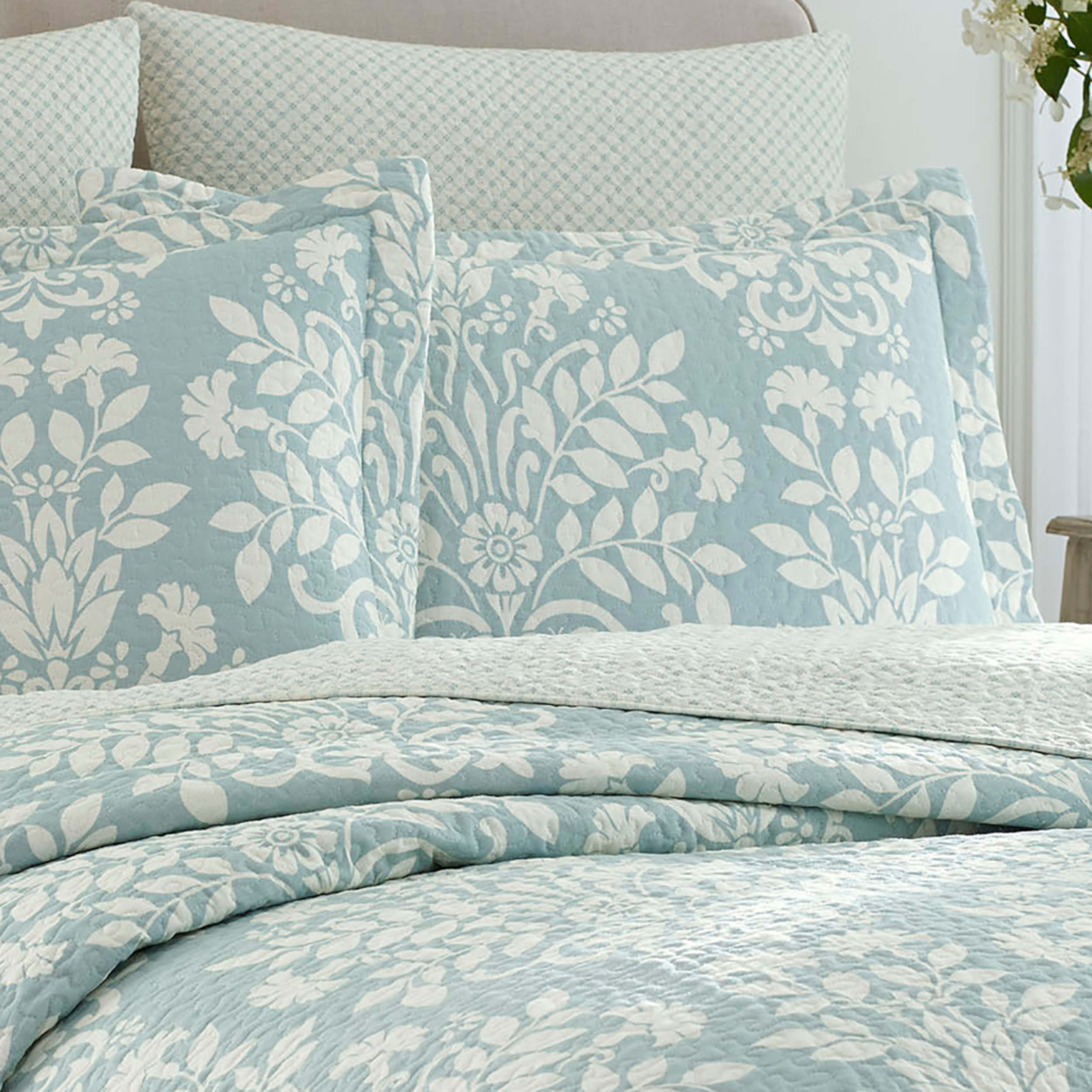 Laura Ashley 185754 bedding - View #8