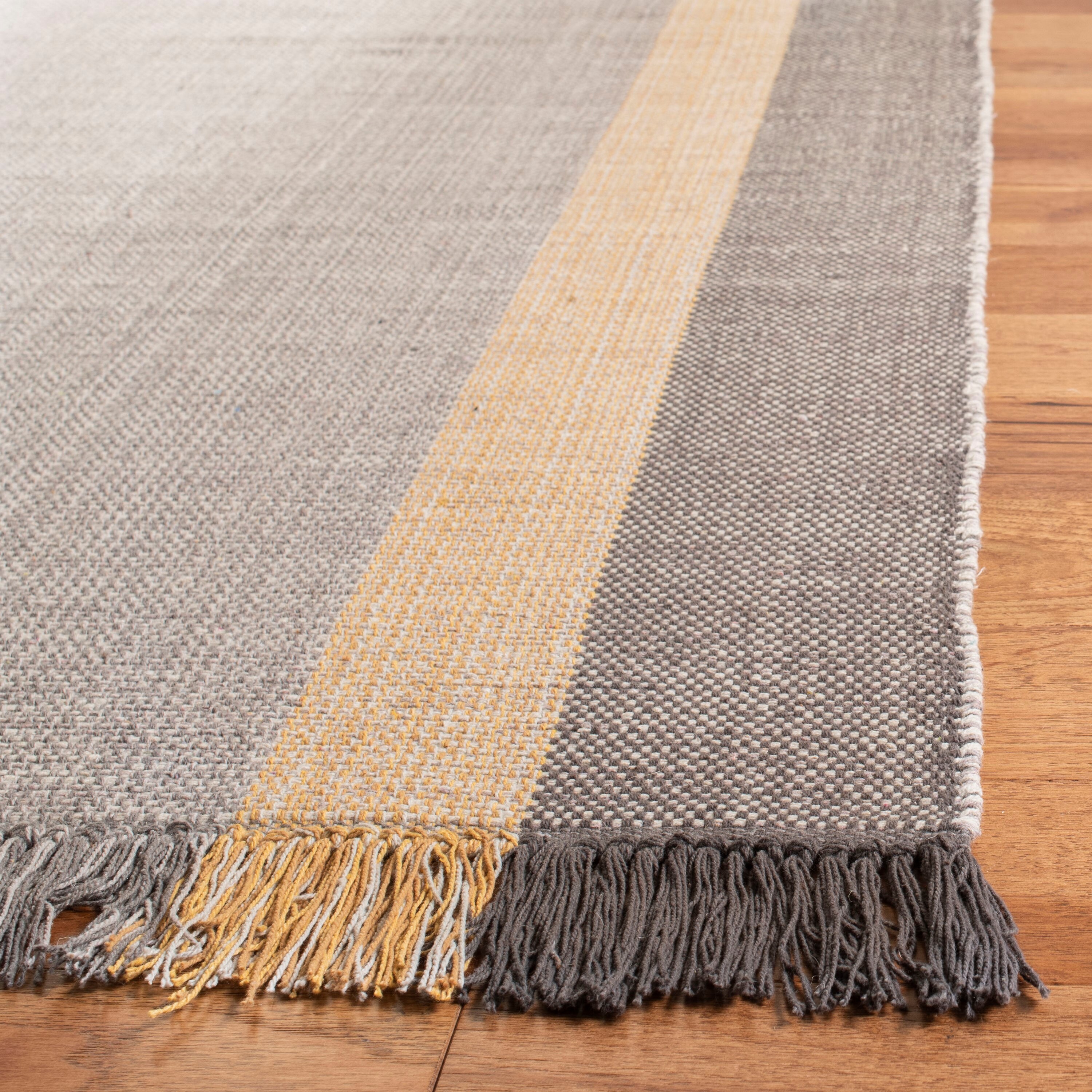 Safavieh MTK301D-27 rugs - View #3