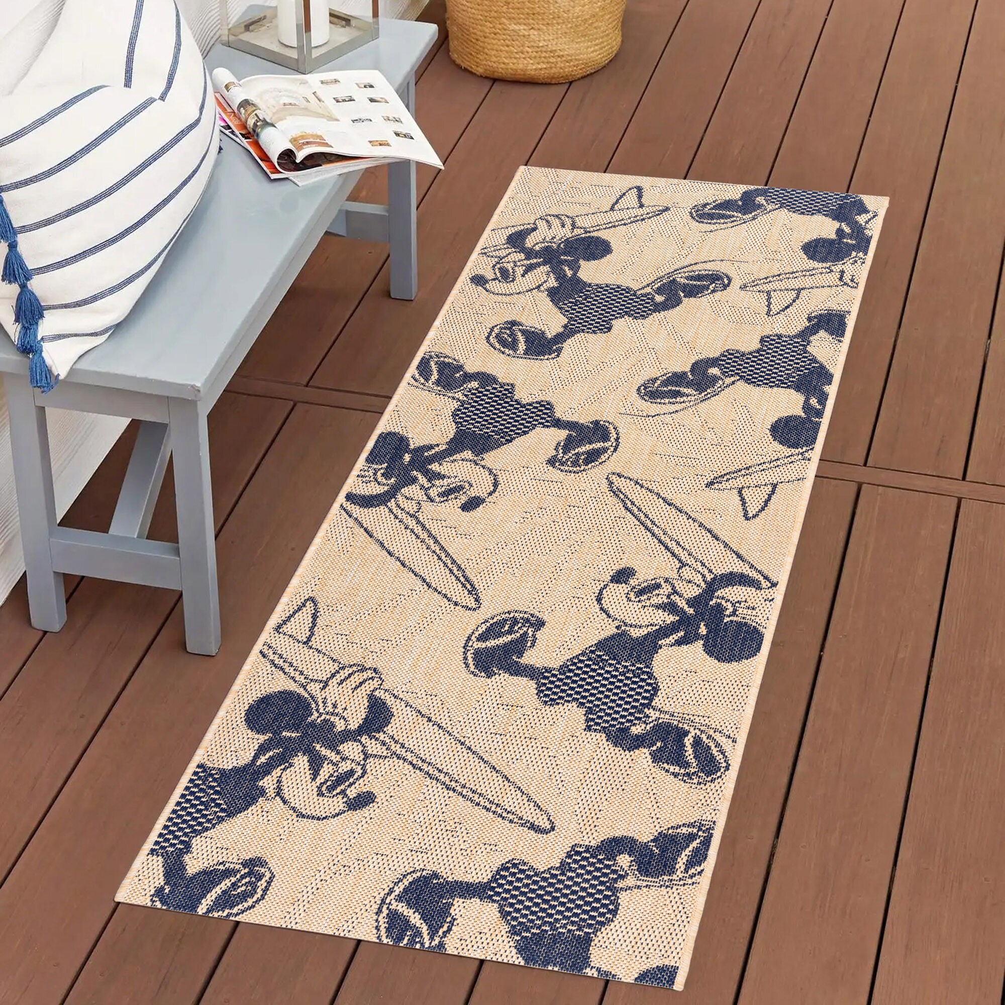 Disney 25499 2 x 6 (ft) Loomed Sand/Navy Rectangular Indoor/Outdoor Coastal Pet Friendly Runner rug