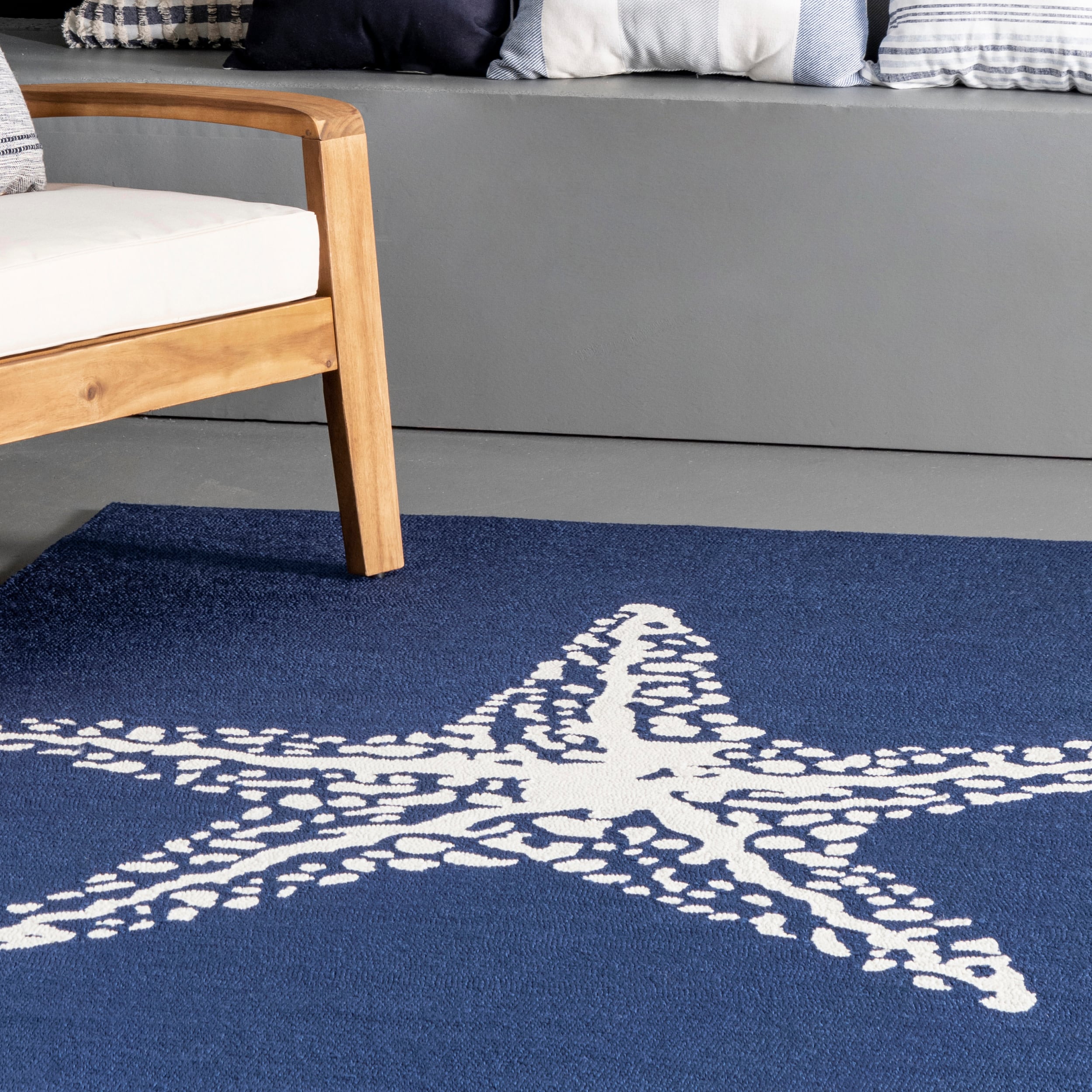 Nuloom Marine 6 X Ft Navy Square Indoor Outdoor Animal Print Area Rug In The Rugs Department At Lowes Com