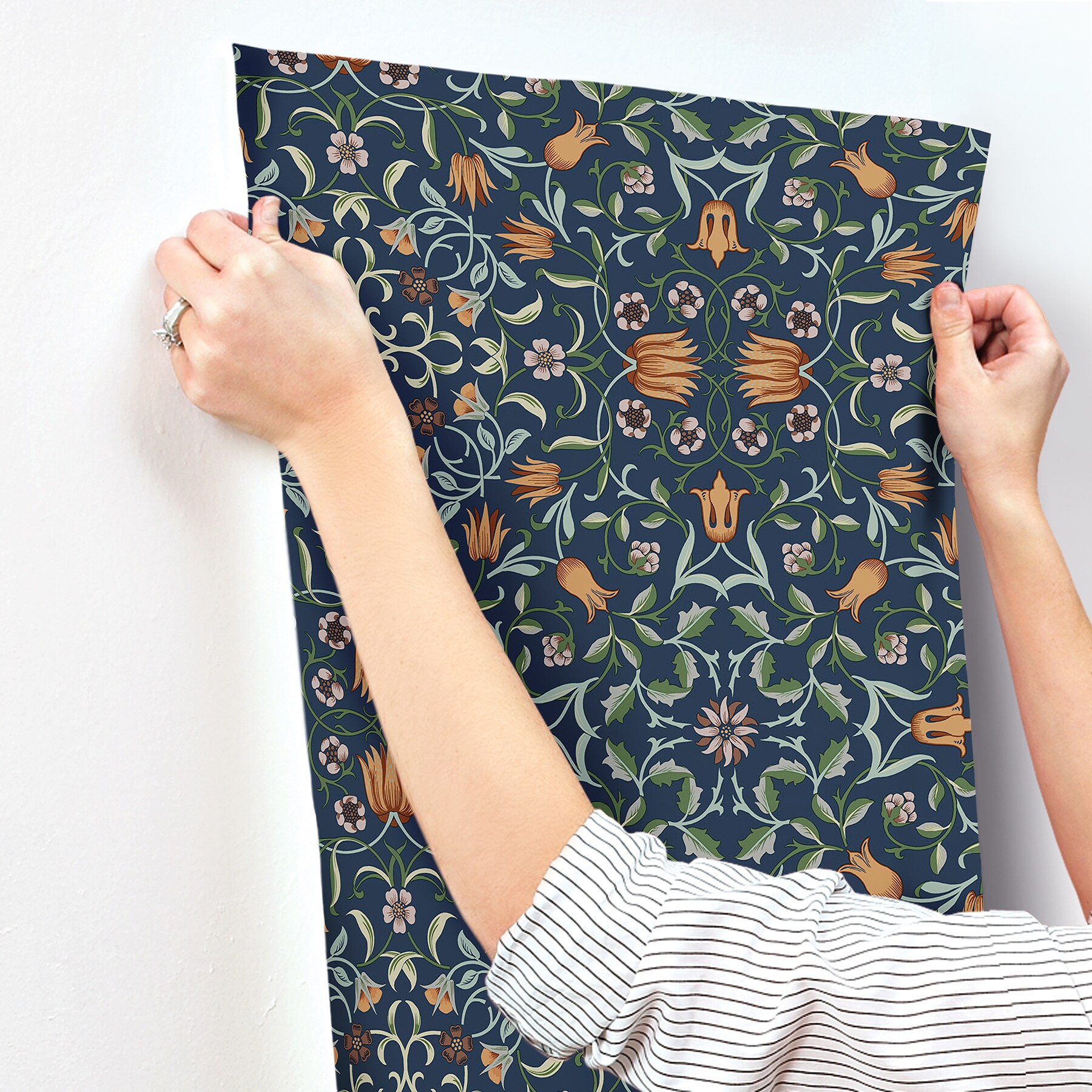 Dark Blue Floral Non-Pasted Washable Wallpaper Roll