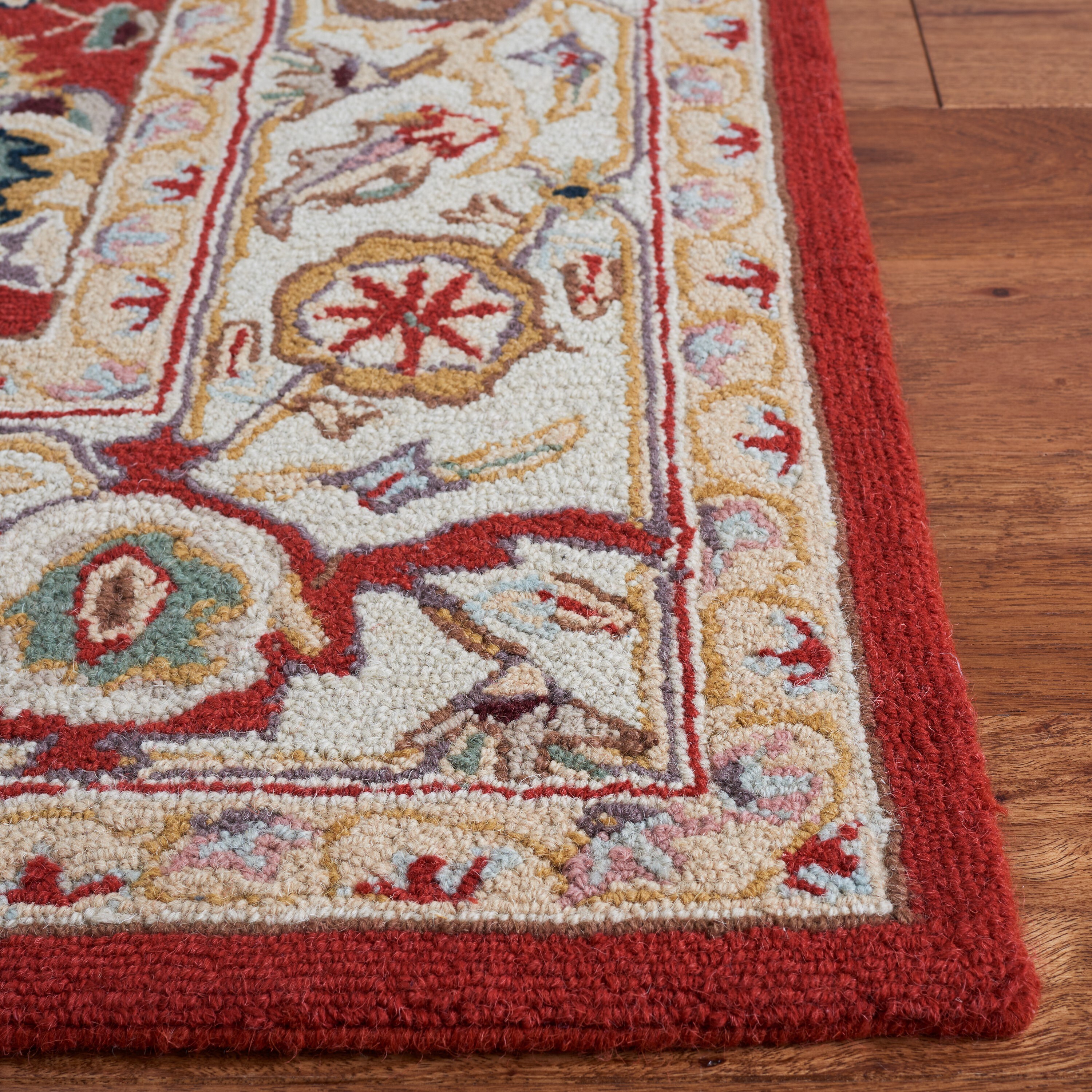 Safavieh HK751A-5 rugs - View #3