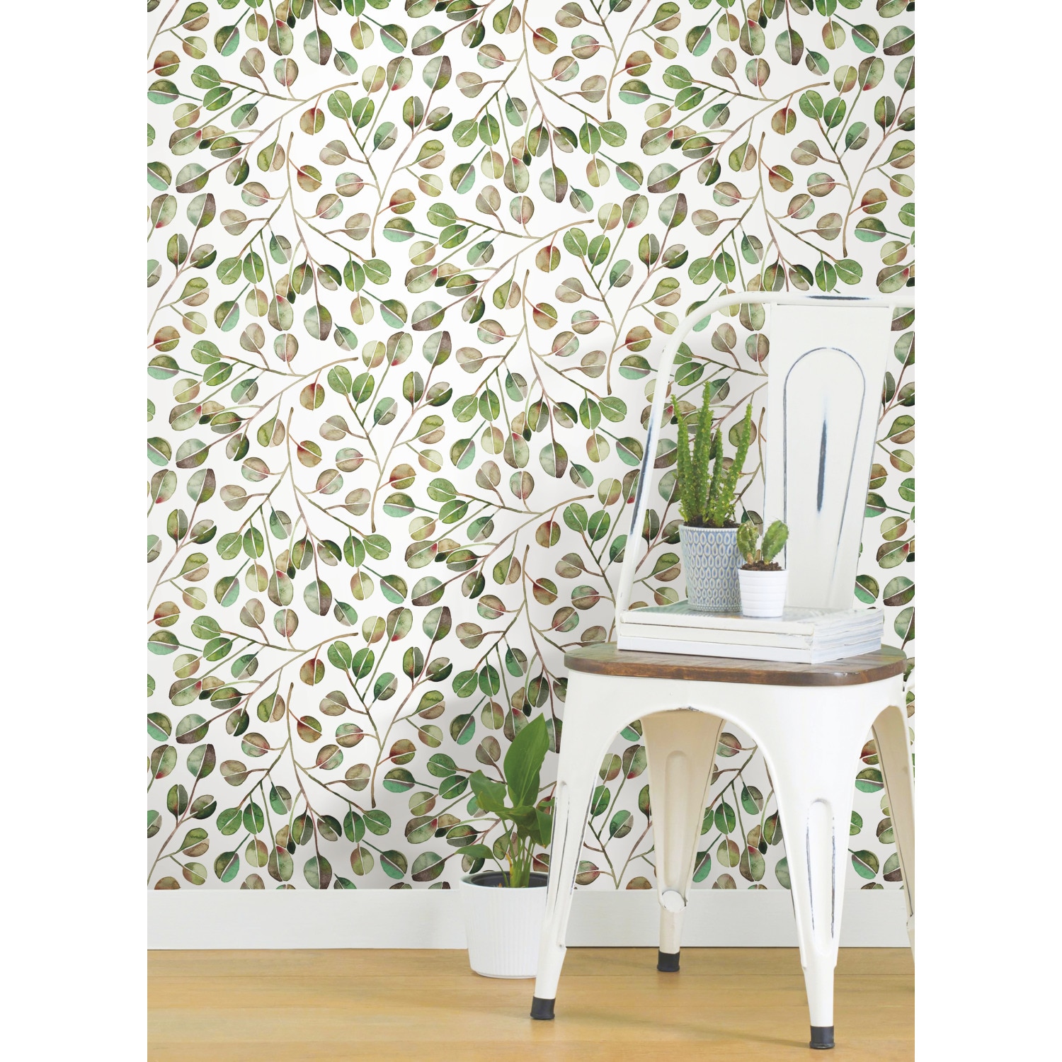 Scott Living 30.75-sq ft Green Vinyl Ivy/Vines Self-Adhesive Peel and Stick  Wallpaper in the Wallpaper department at