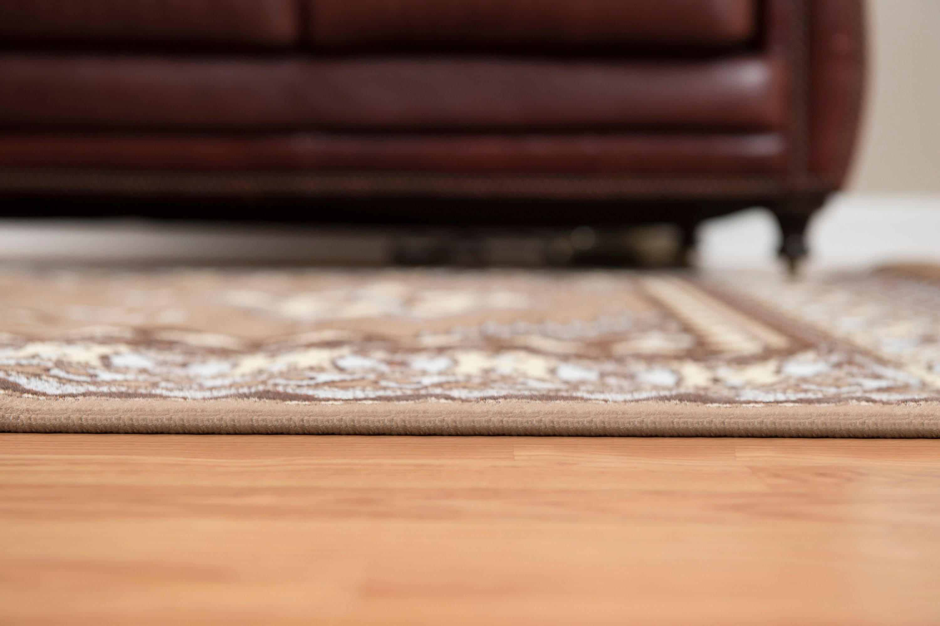 United Weavers Of America 851 10273 24 rugs - View #6