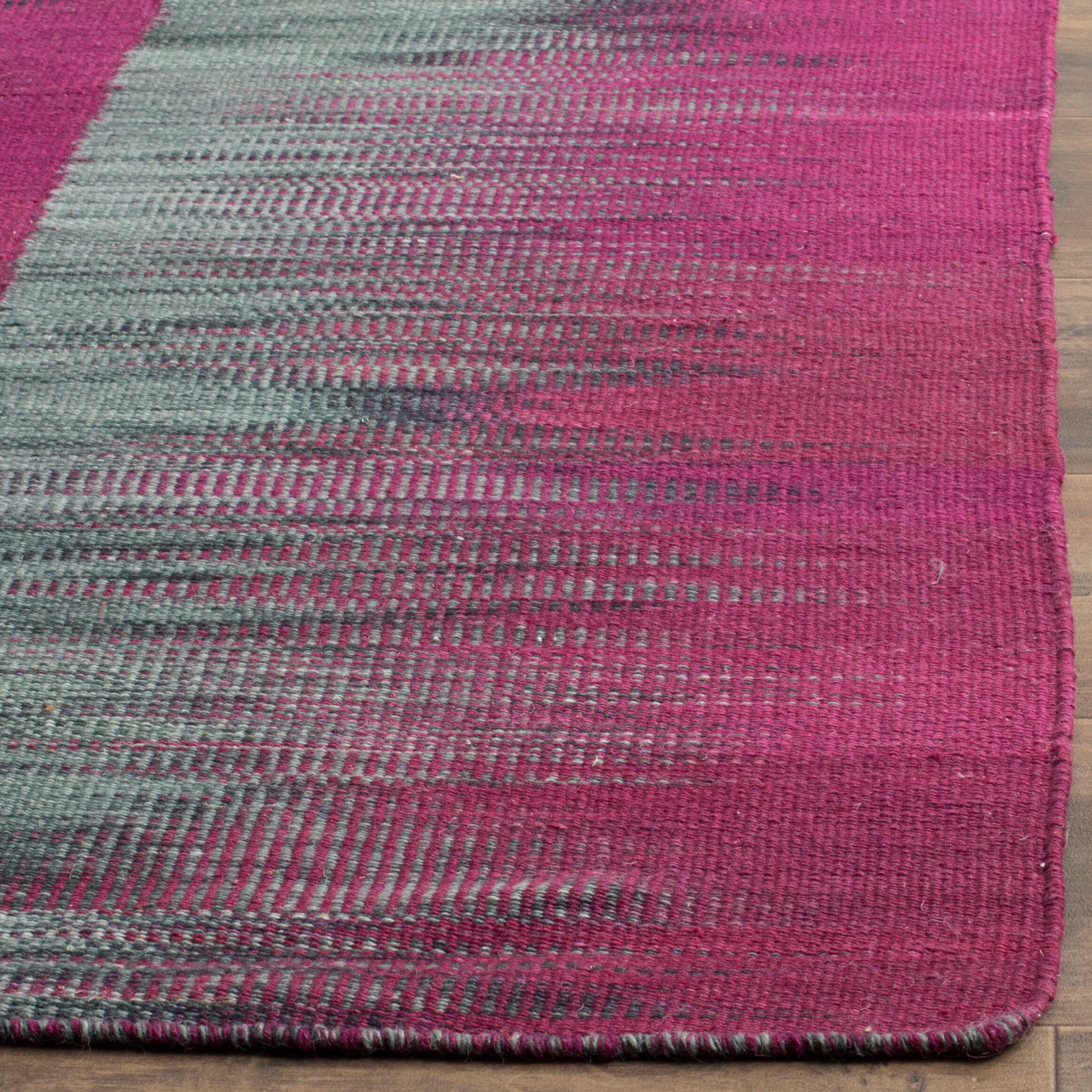 Safavieh KLM819B-5 rugs - View #4