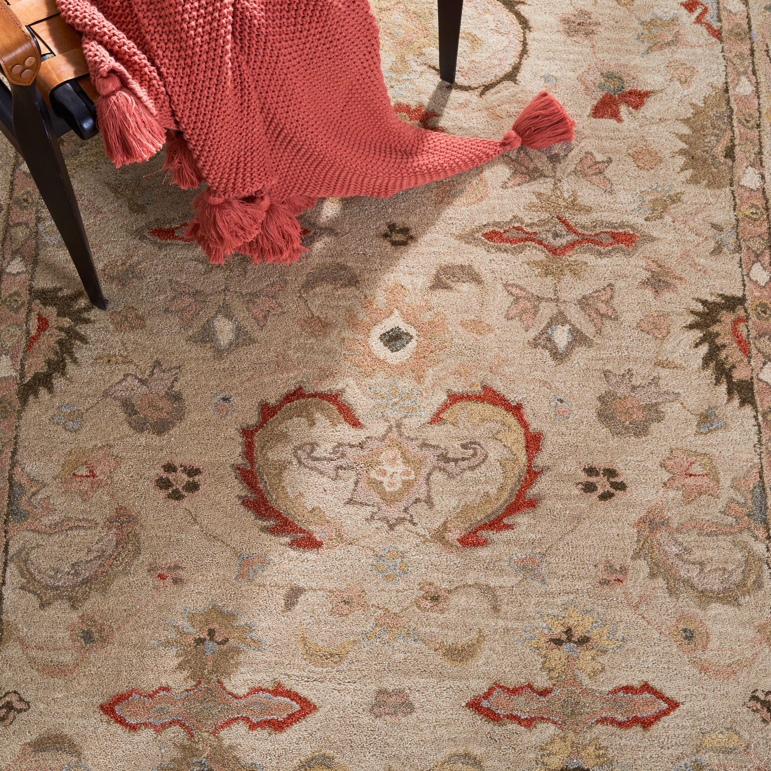 Safavieh AN570A-28 rugs - View #5