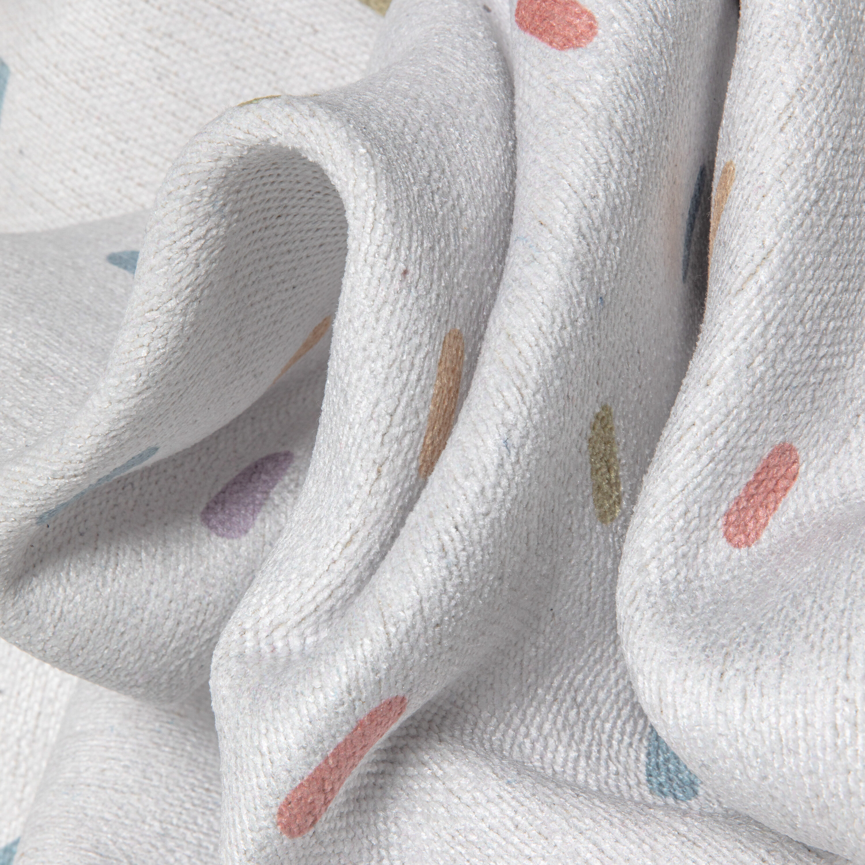 White and Multicolor Chenille Flat Woven Kids Rug, 6' x 9'