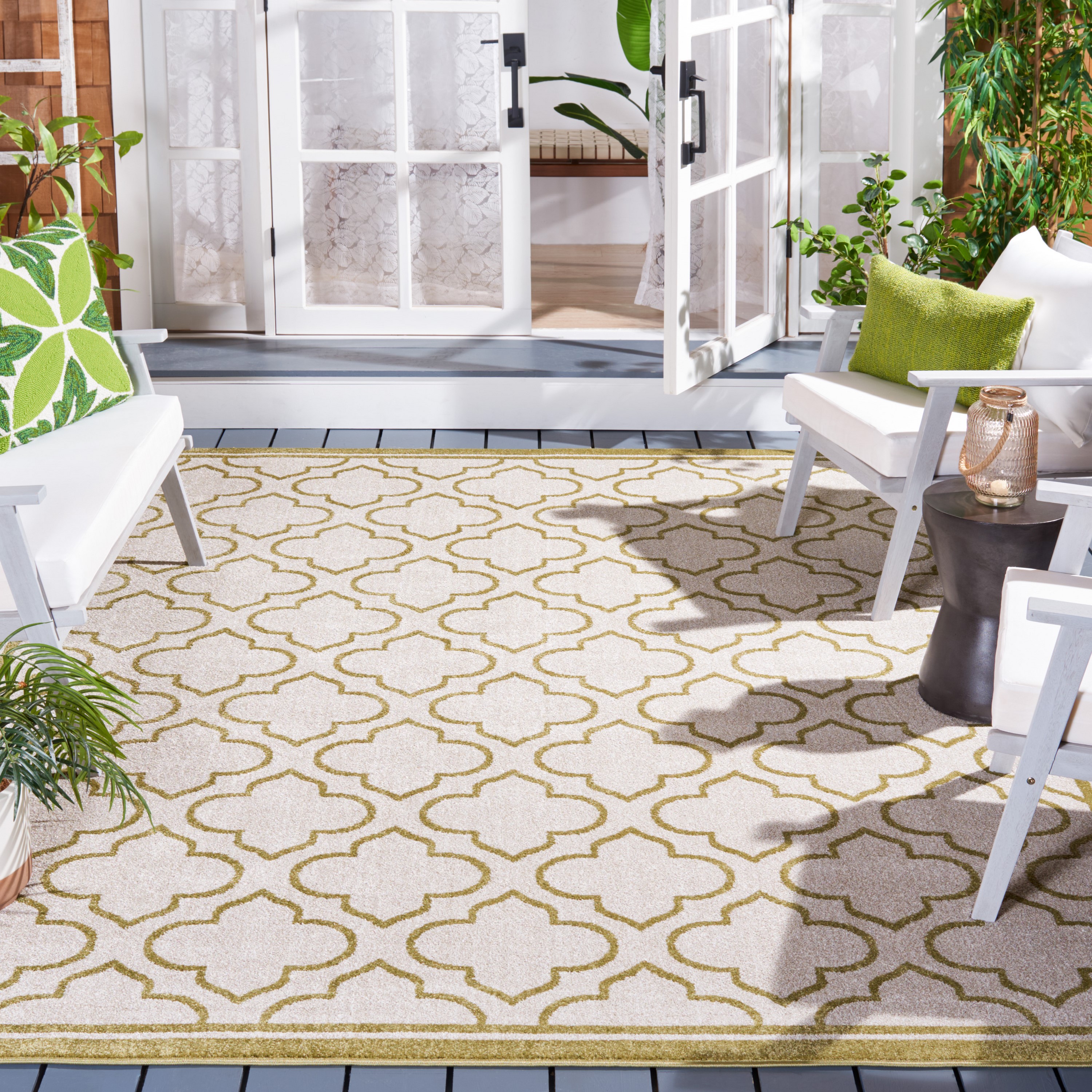 Safavieh AMT412A-9 Amherst Moroccan 9 x 12 (ft) Loomed Synthetic Ivory/Light Green Rectangular Indoor Geometric Area rug
