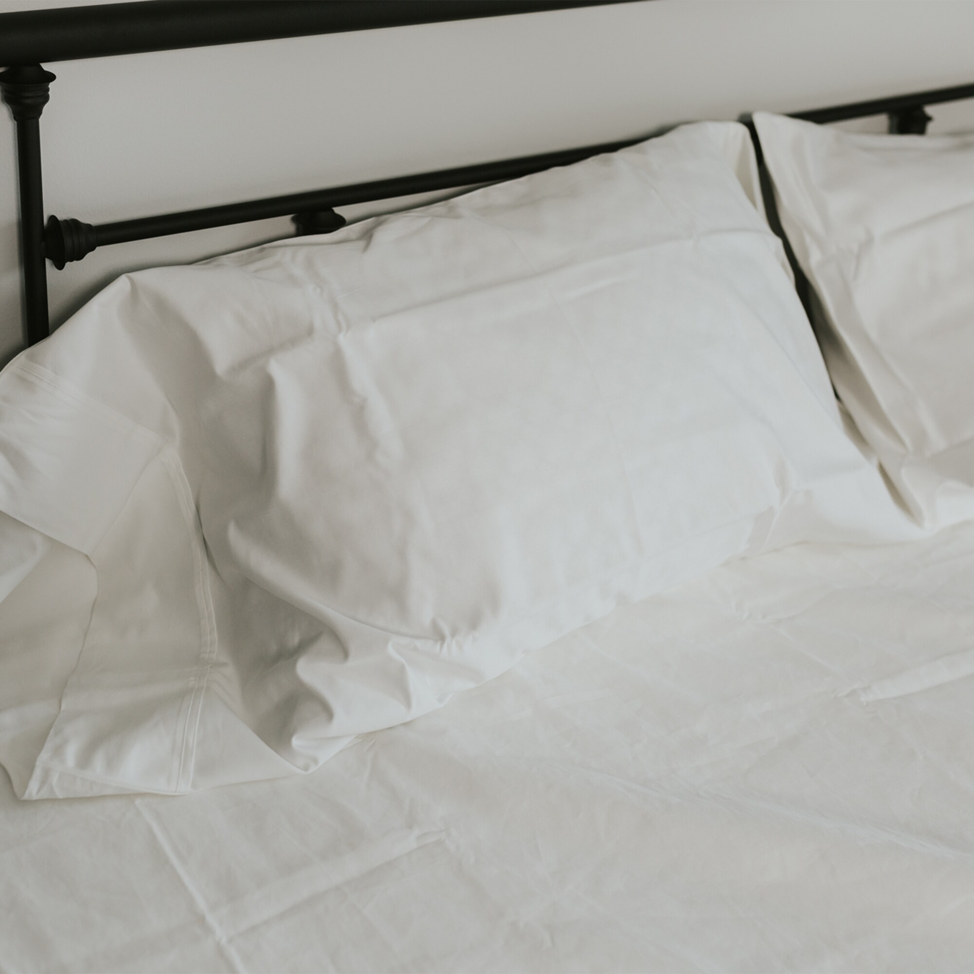 eLuxury CV1000QNSH WH Sheet-Sets - View #3