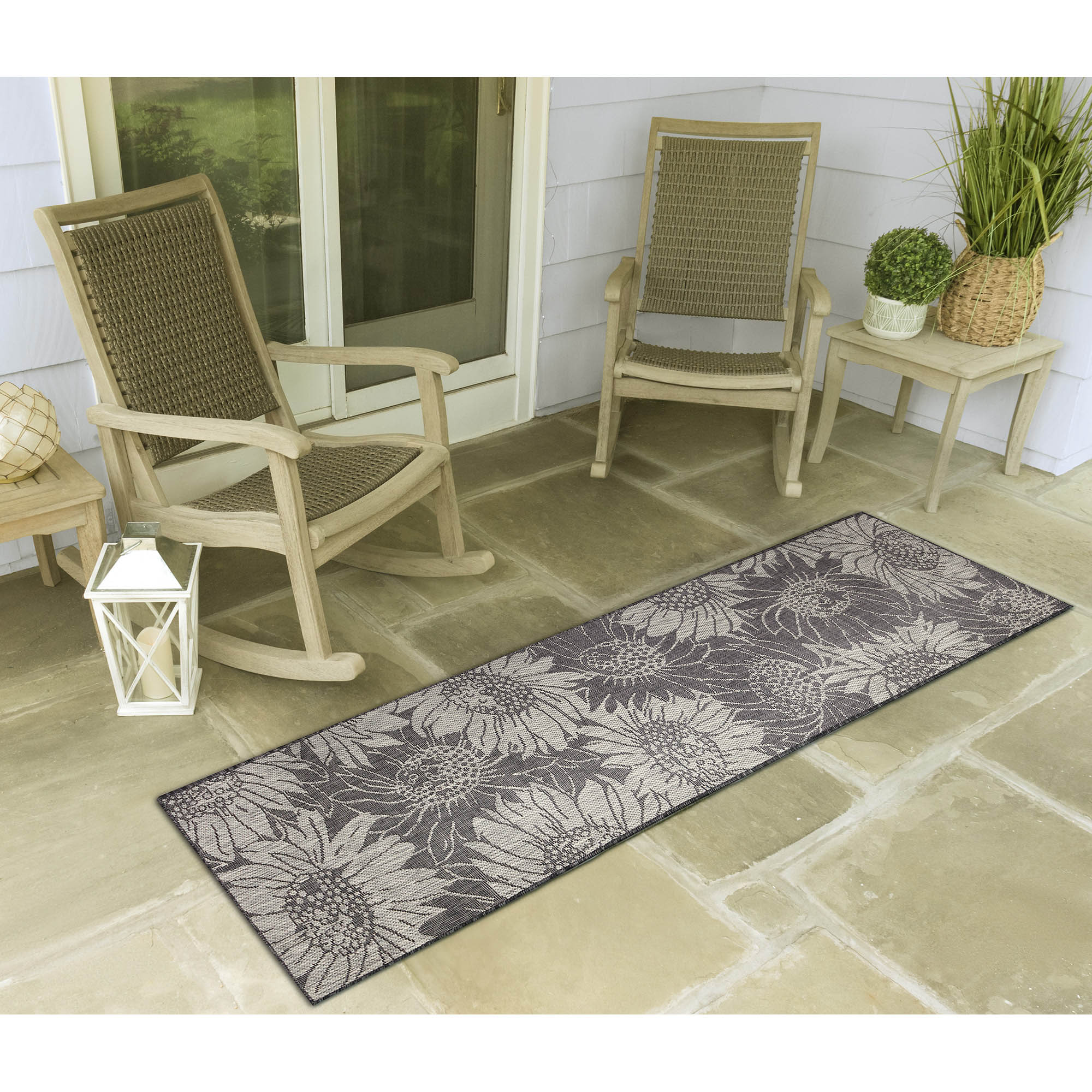 Liora Manne CRER8848348 Carmel 2 x 8 (ft) Loomed Polypropylene Black Rectangular Indoor/Outdoor Floral/Botanical Farmhouse/Cottage Runner rug