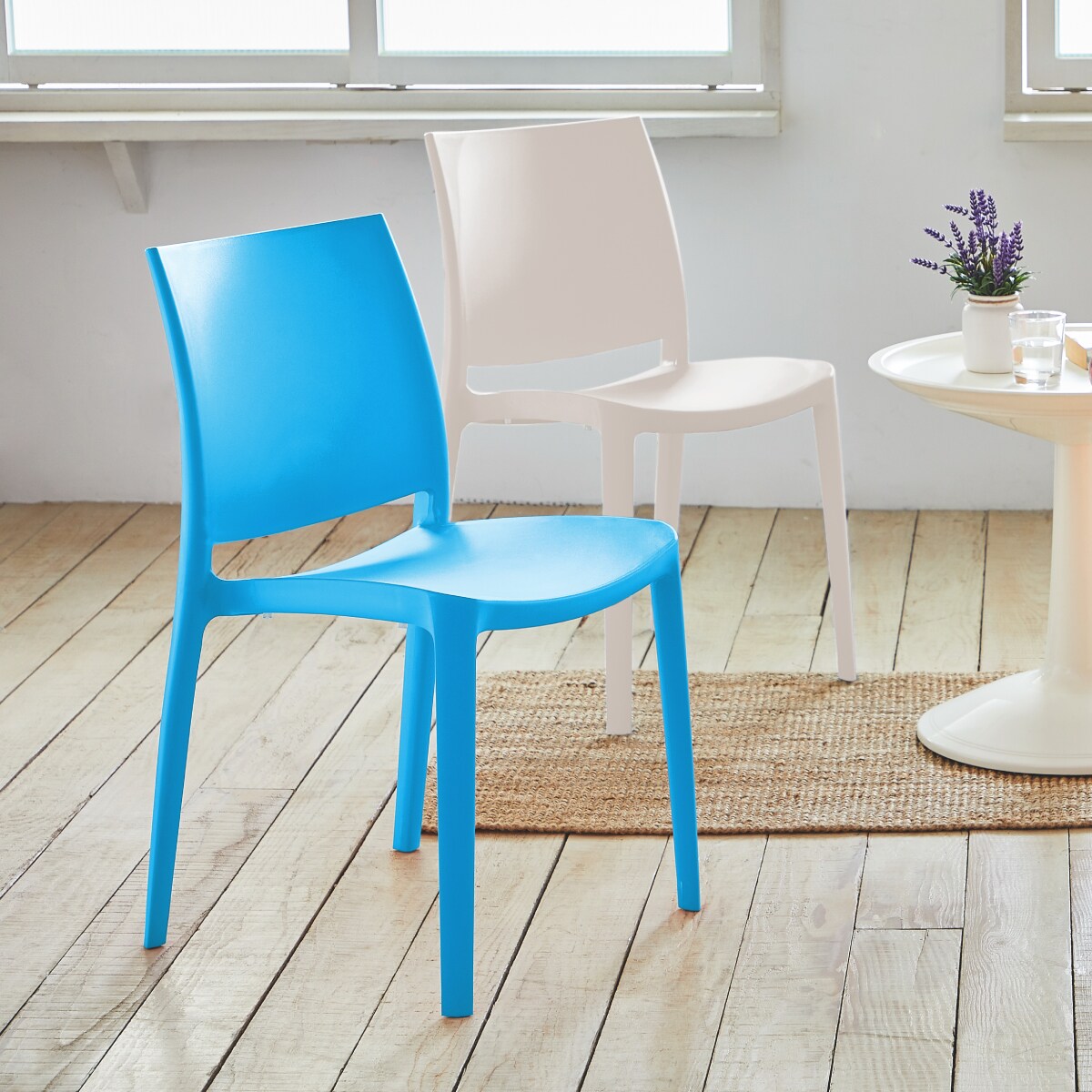 Sensilla Blue Resin Stackable Patio Dining Chair Set