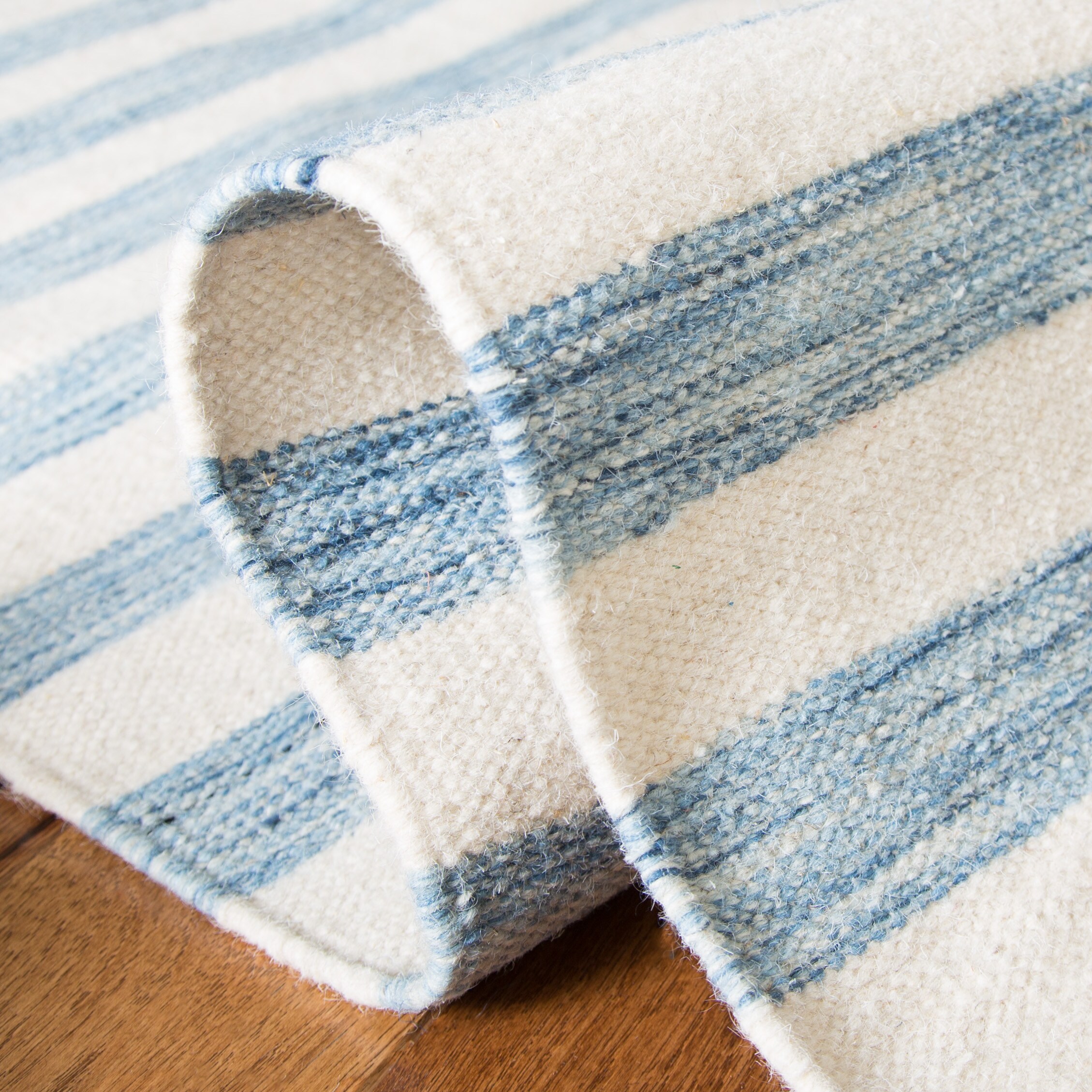 Safavieh DHU575B-8 rugs - View #4