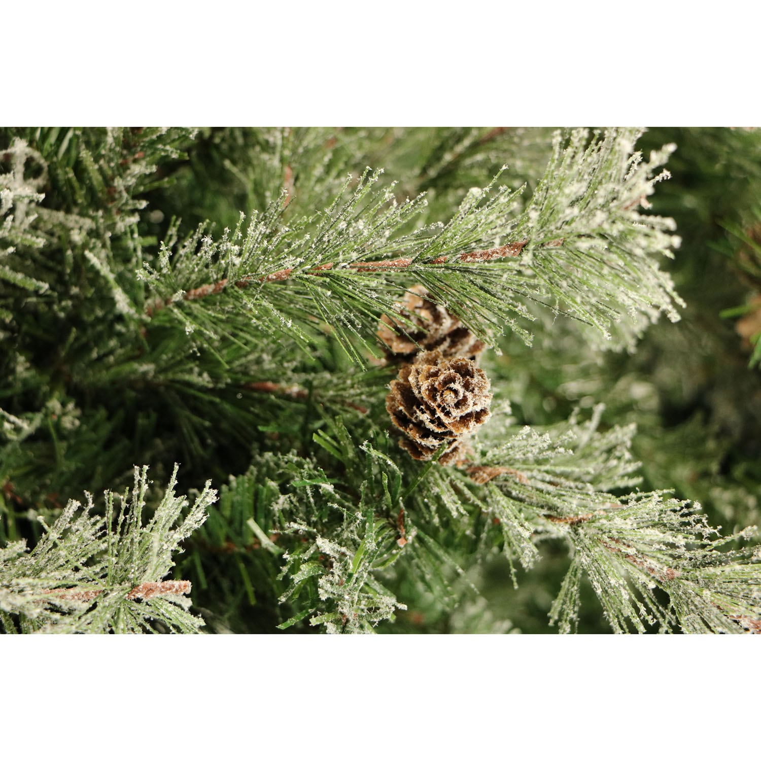 Fraser Hill Farm FFBF090-6SN Artificial-Christmas-Trees - View #12