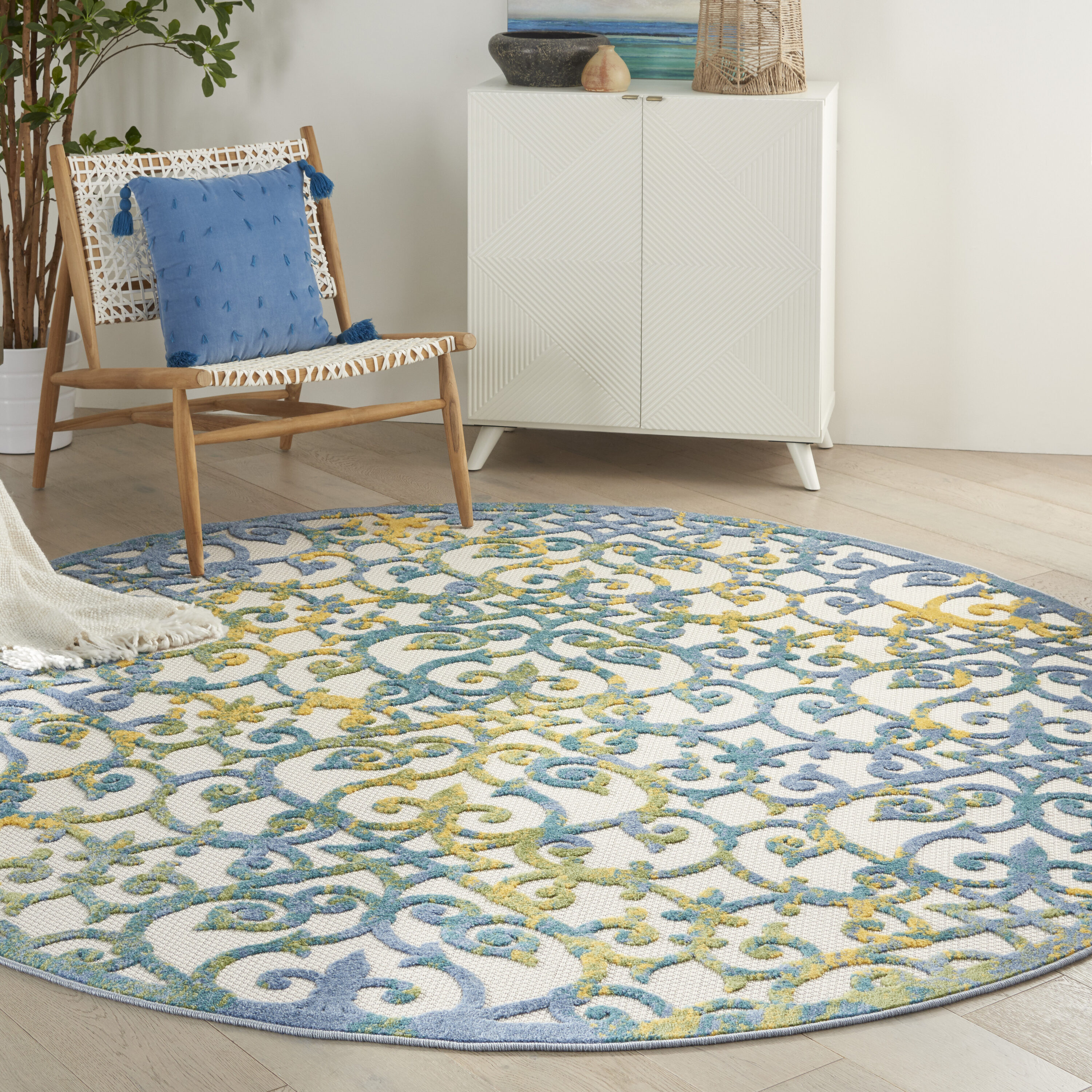 Nourison 099446828101 Aloha 8 x 8 (ft) Loomed Polypropylene Ivory Blue Round Indoor/Outdoor Floral/Botanical Tropical Area rug