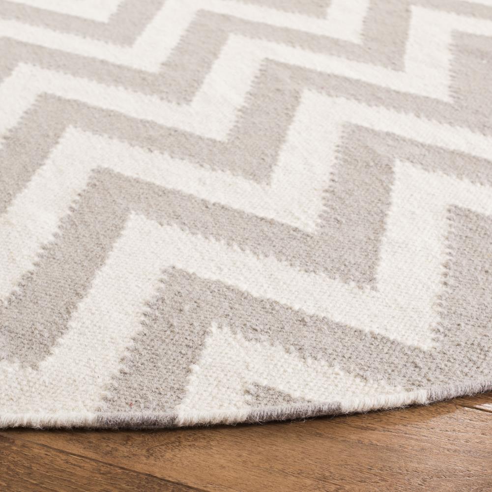 Safavieh DHU557C-8R rugs - View #3