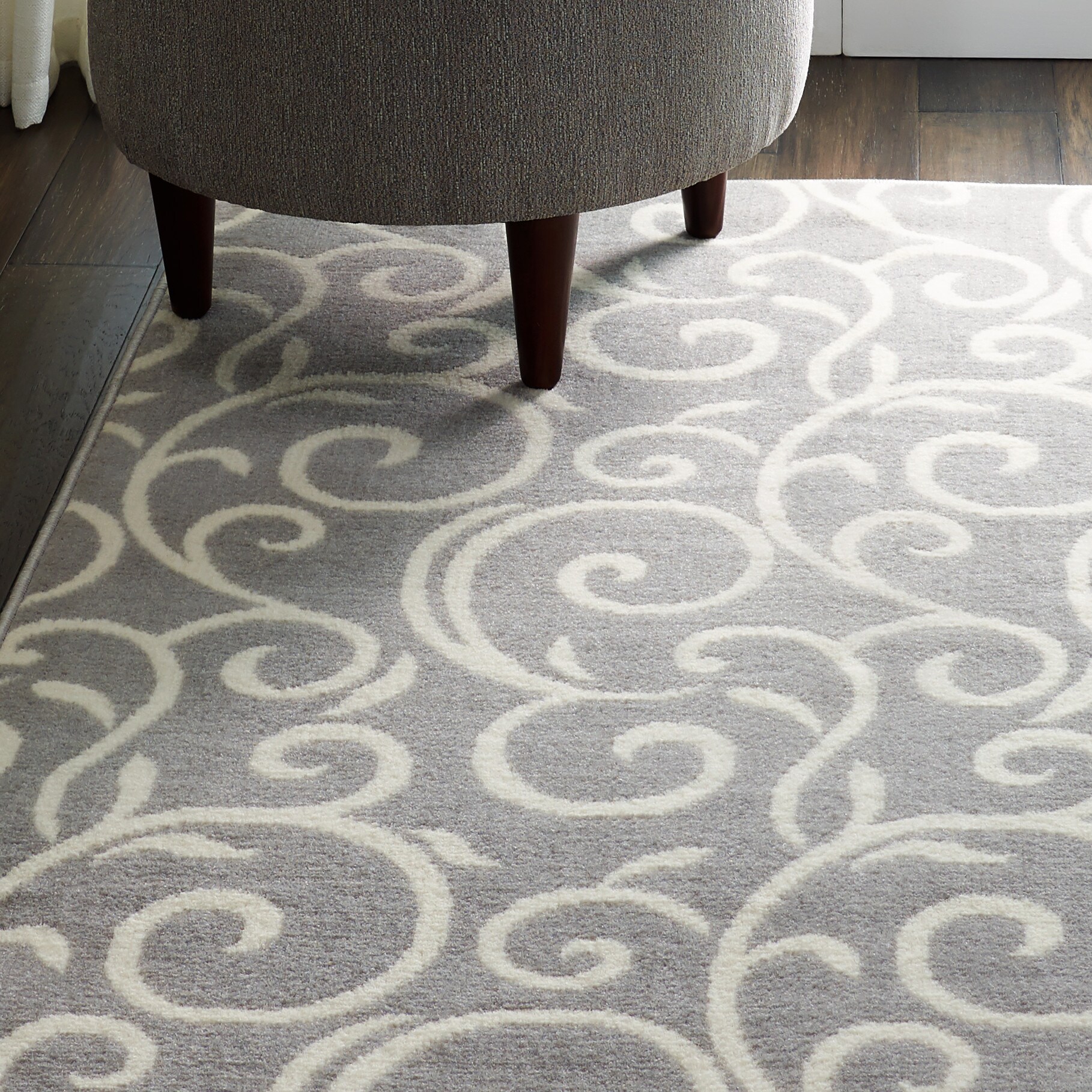 Abstract Vines Gray Hand-Knotted 4'x6' Reversible Area Rug