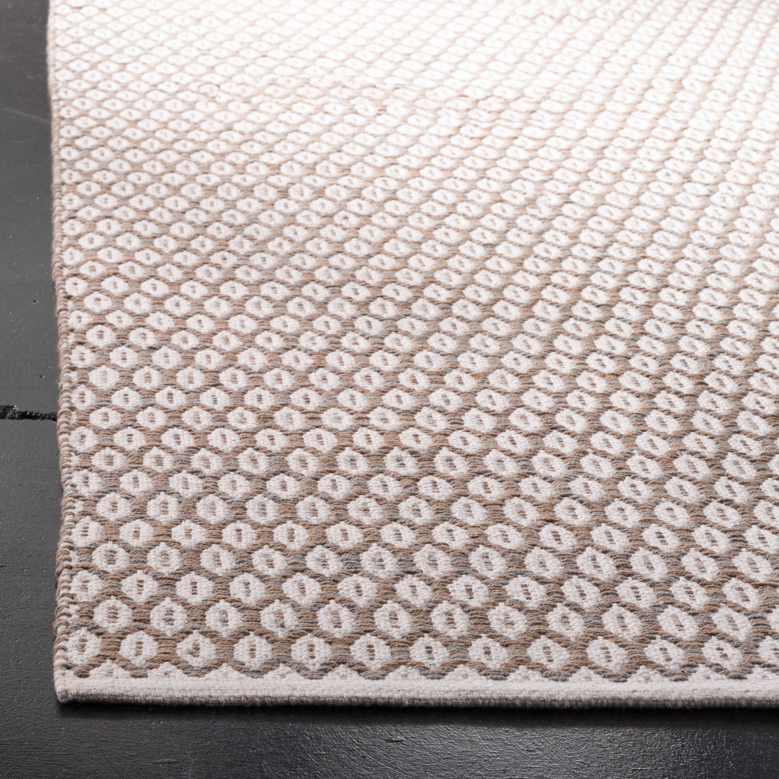Safavieh MTK608R-27 rugs - View #3