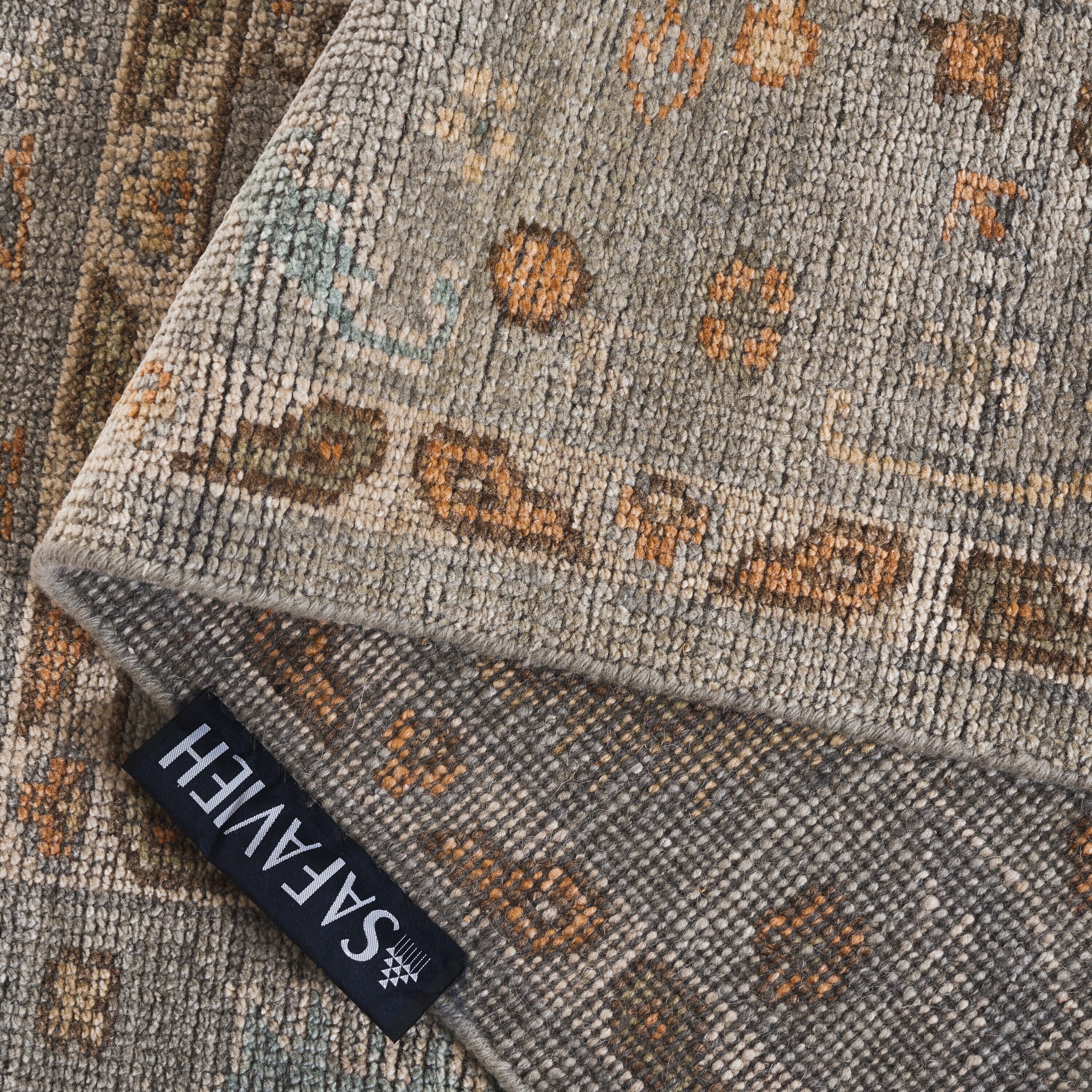 Safavieh IZM181F-8 rugs - View #6