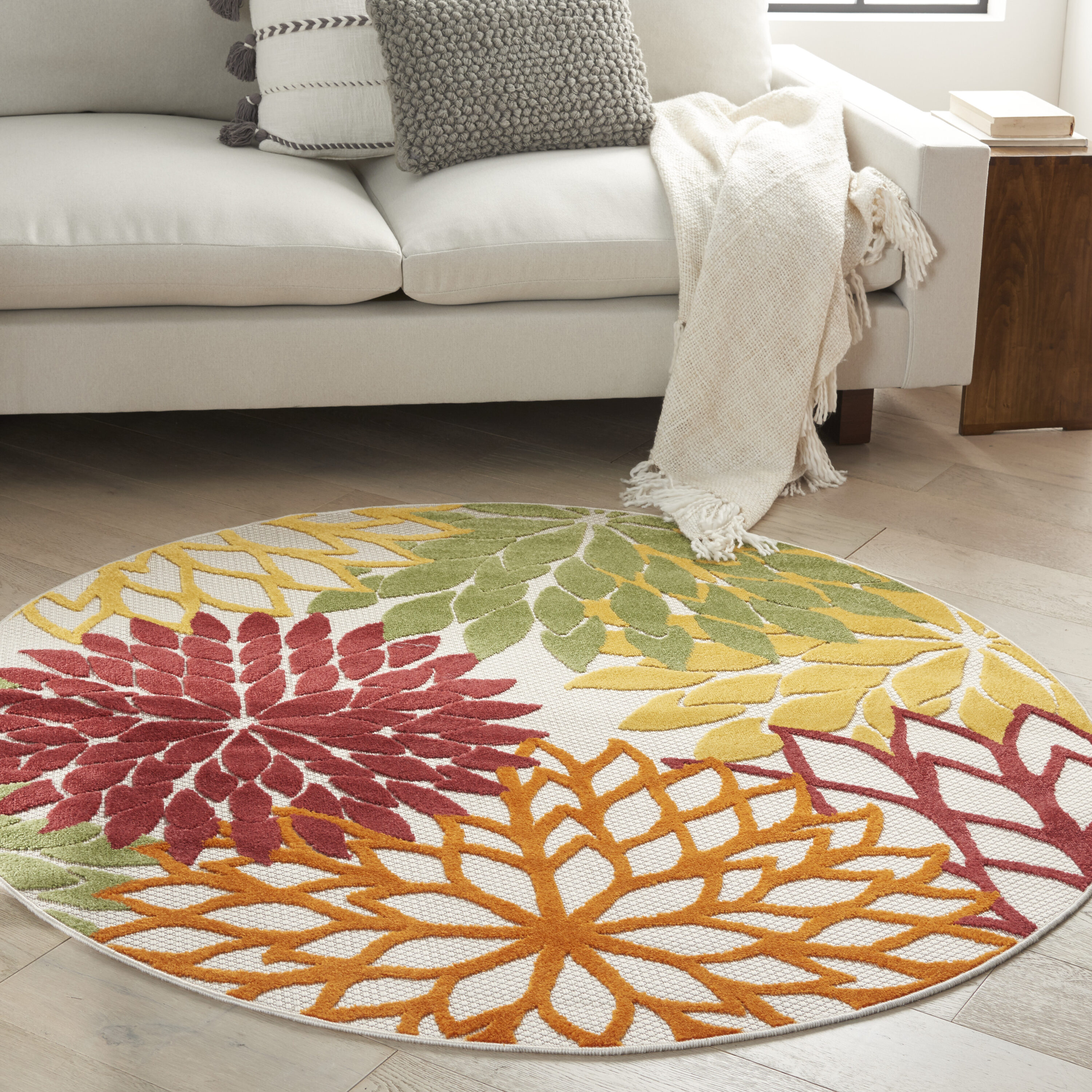 Red Floral Synthetic Round 5'3" Reversible Outdoor Rug
