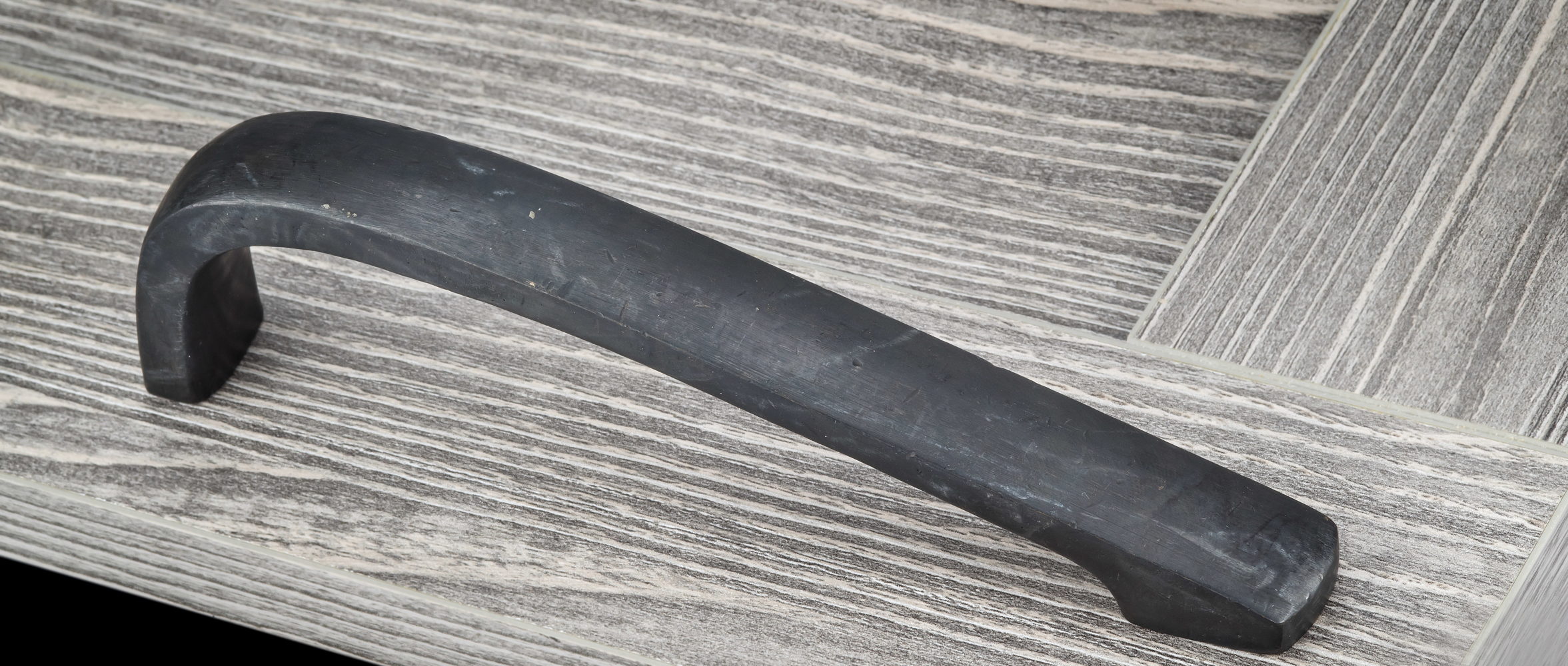 Richelieu MTPL625P1DKB Cabinet-Pulls - View #3